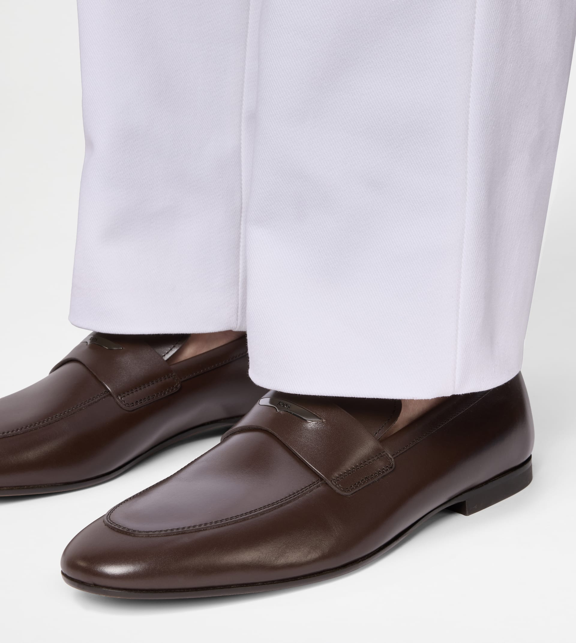 LOAFERS IN LEATHER - BROWN - 6