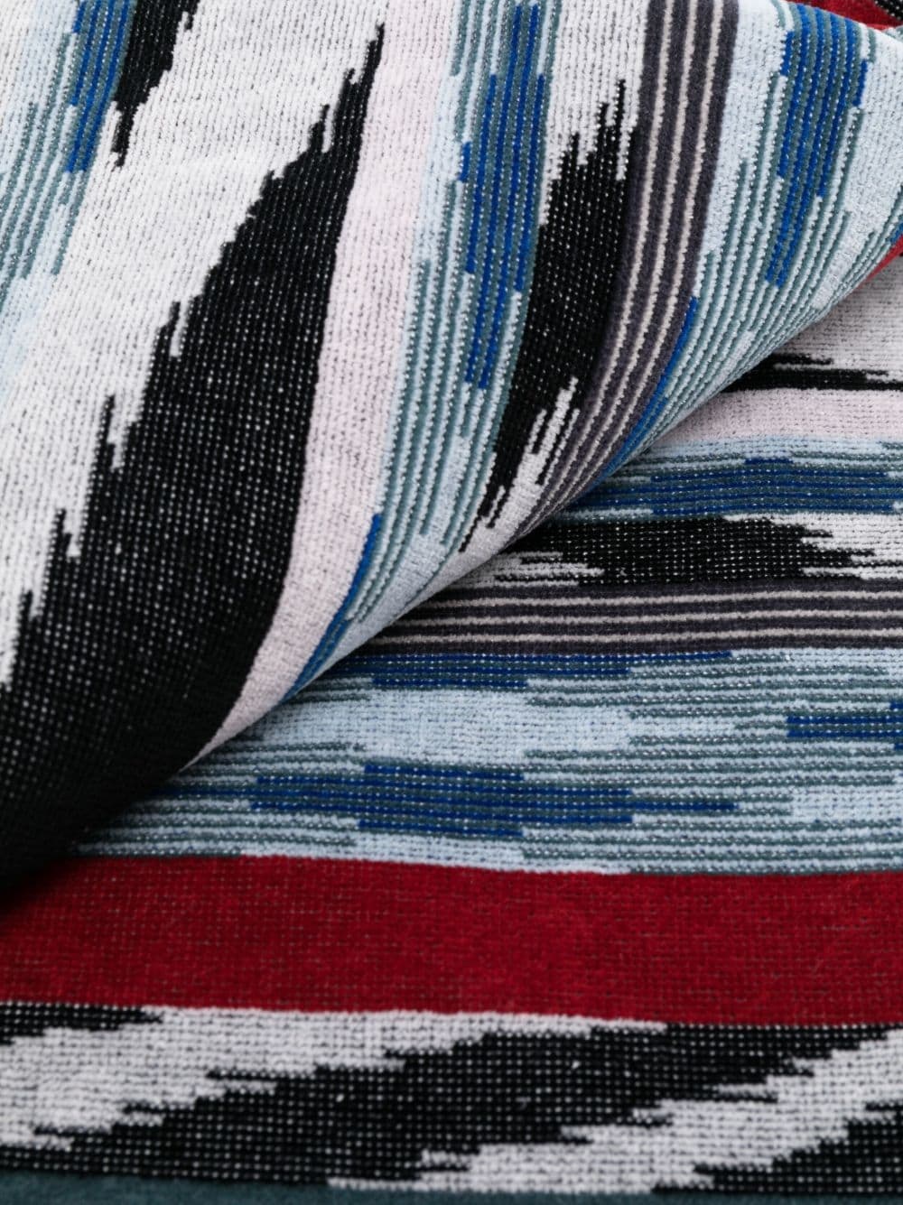 zigzag-woven towel - 3