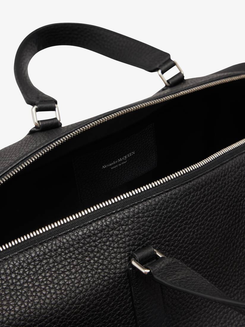 The Edge Duffle Bag in Black - 4