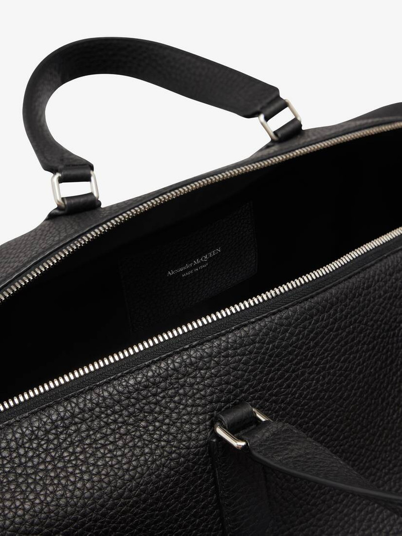 The Edge Duffle Bag in Black 4
