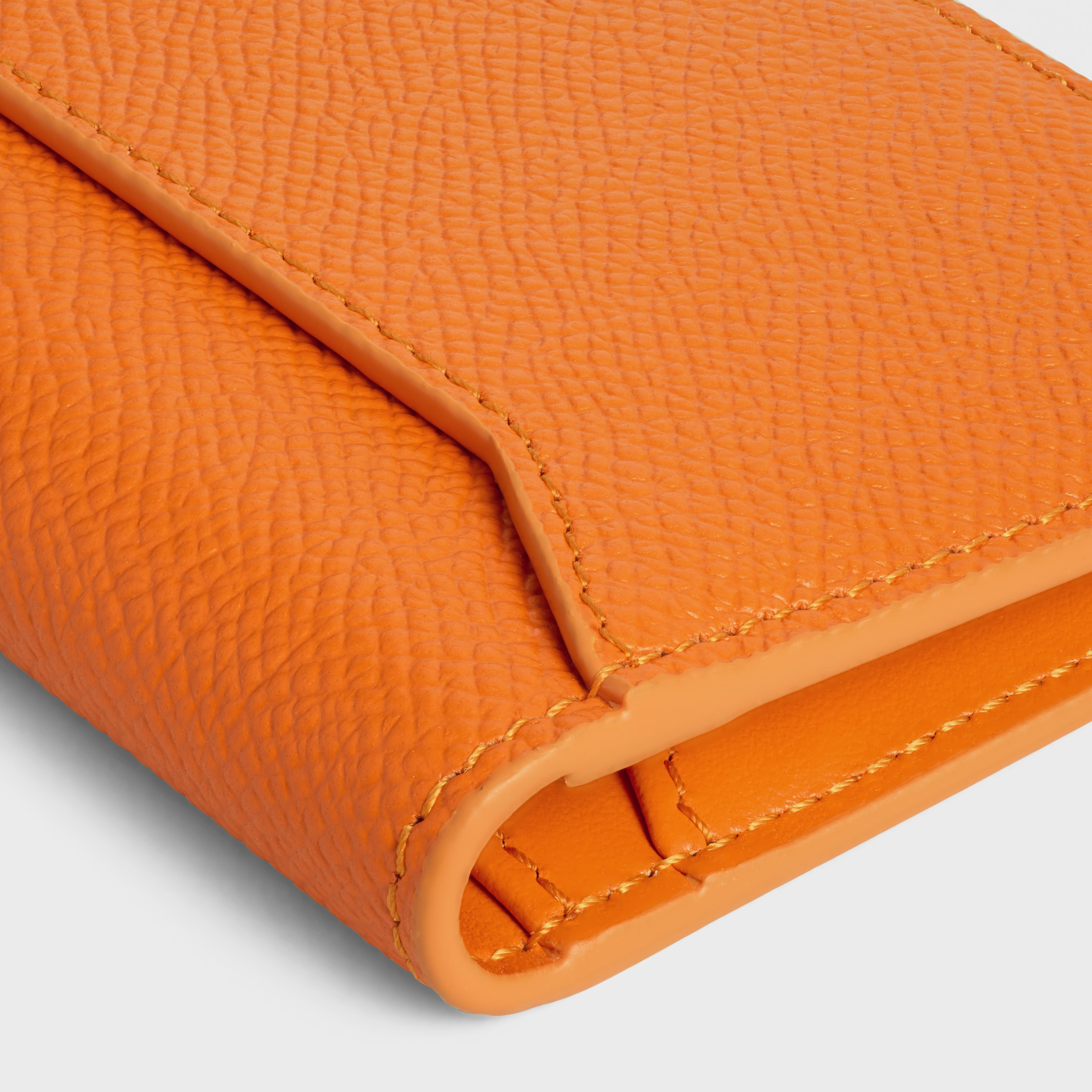 VERTICAL CARD HOLDER IN GRAINED CALFSKIN - 5