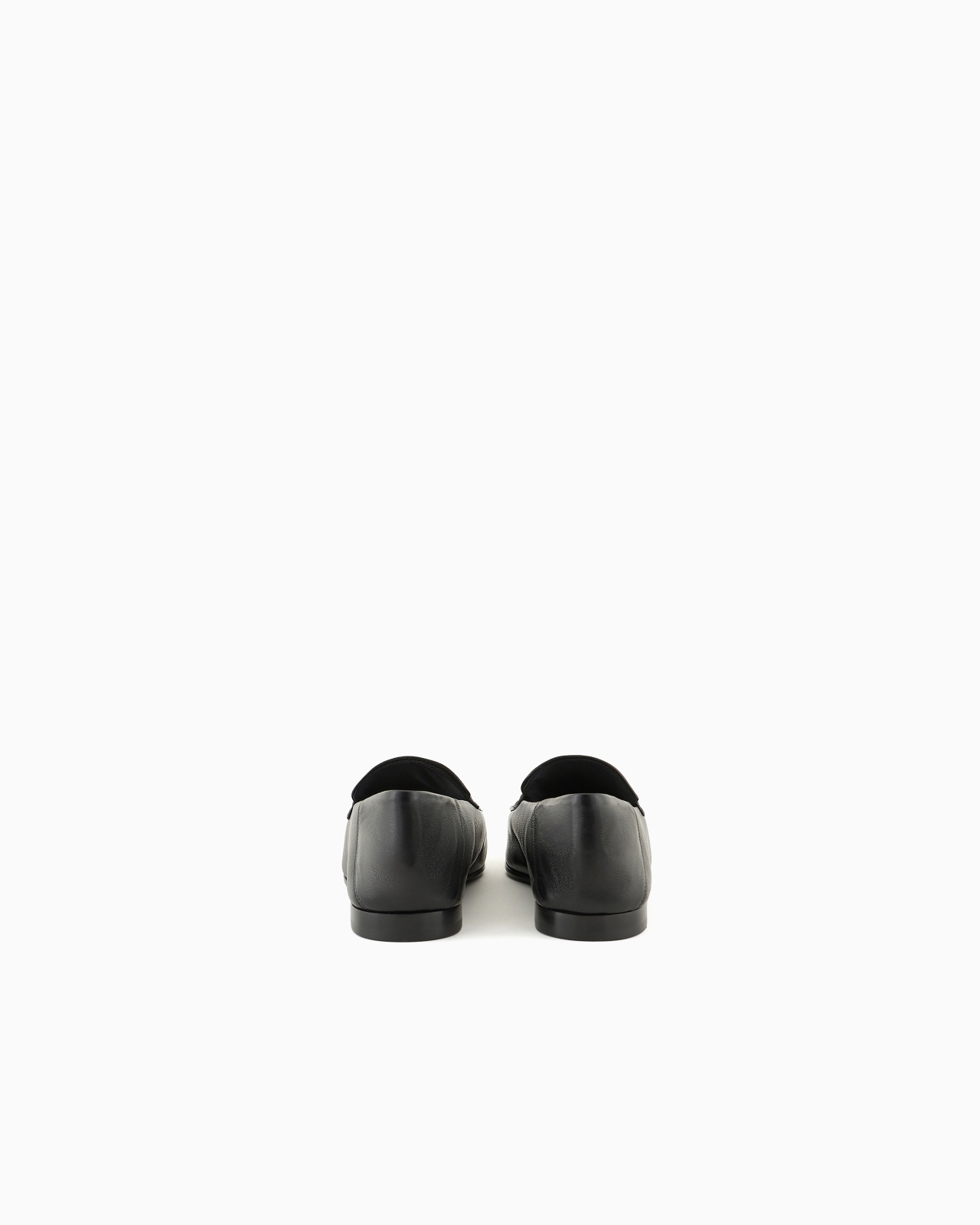 Nappa leather loafers with embossed logo - 4