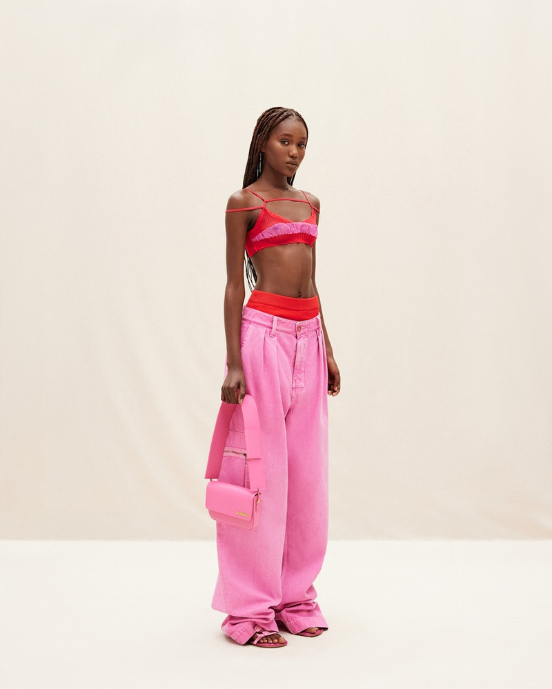 JACQUEMUS Le Carinu outlook