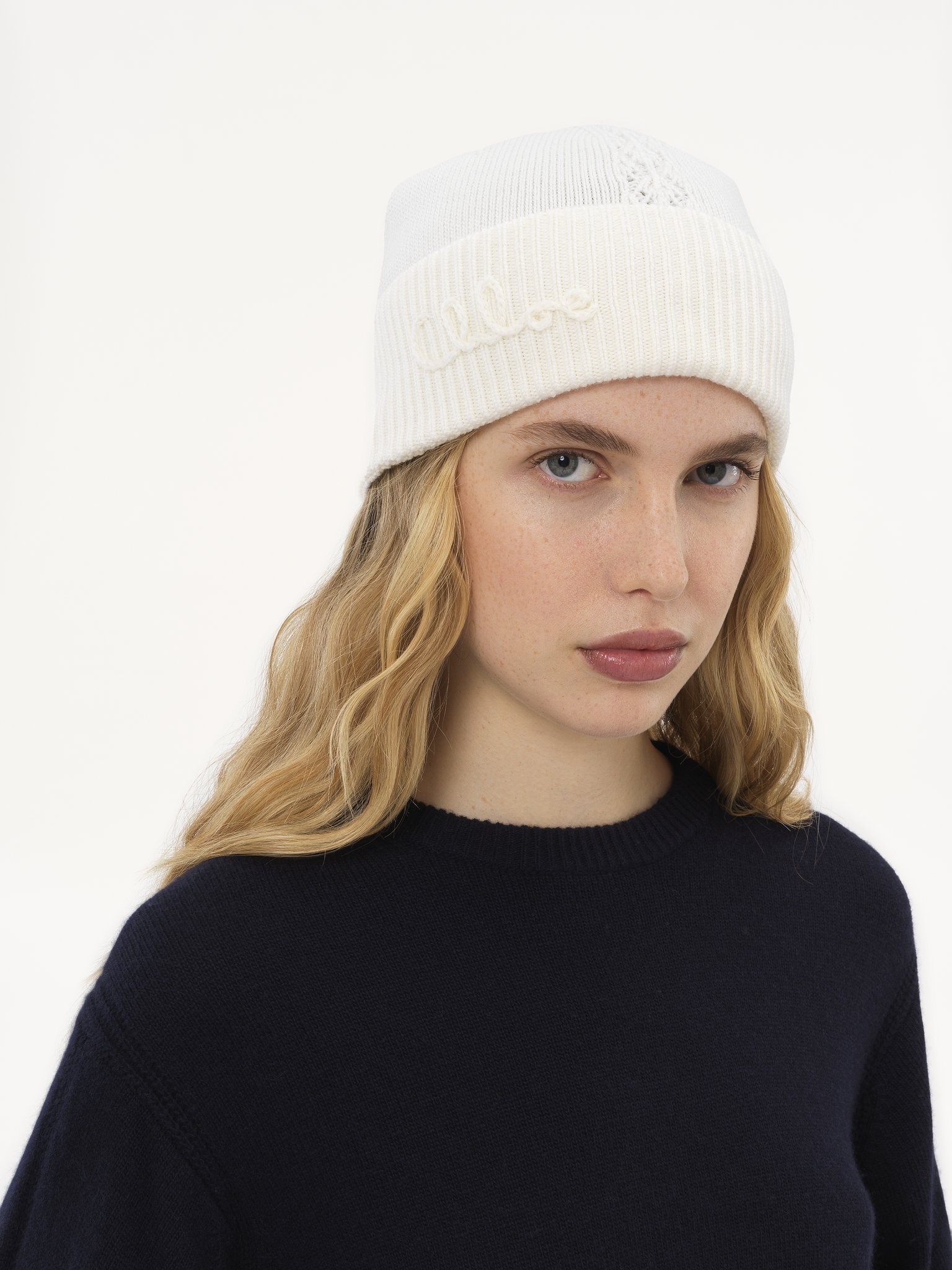 THE CHLOÉ LACE KNIT BEANIE IN WOOL & LACE JACQUARD - 4