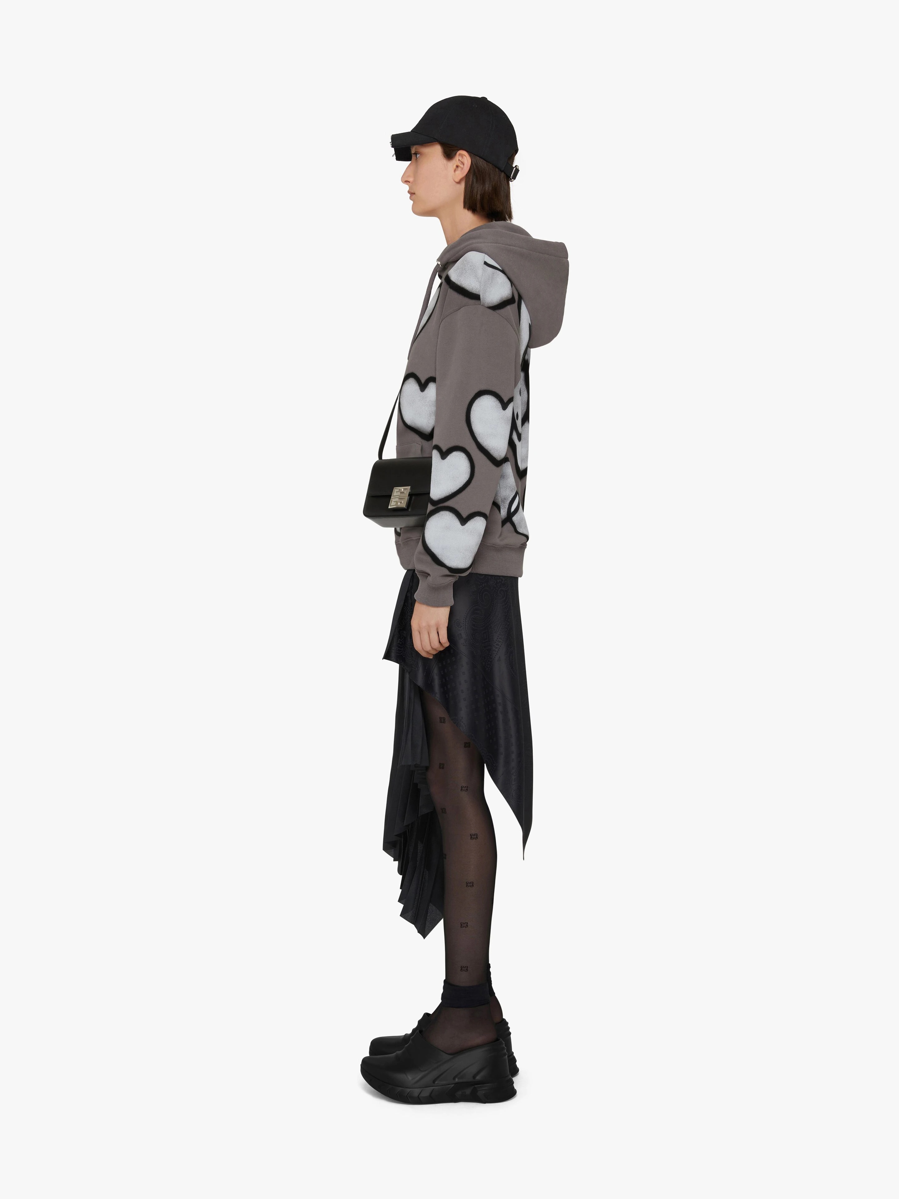 HOODIE WITH TAG EFFECT PRINTS - 3
