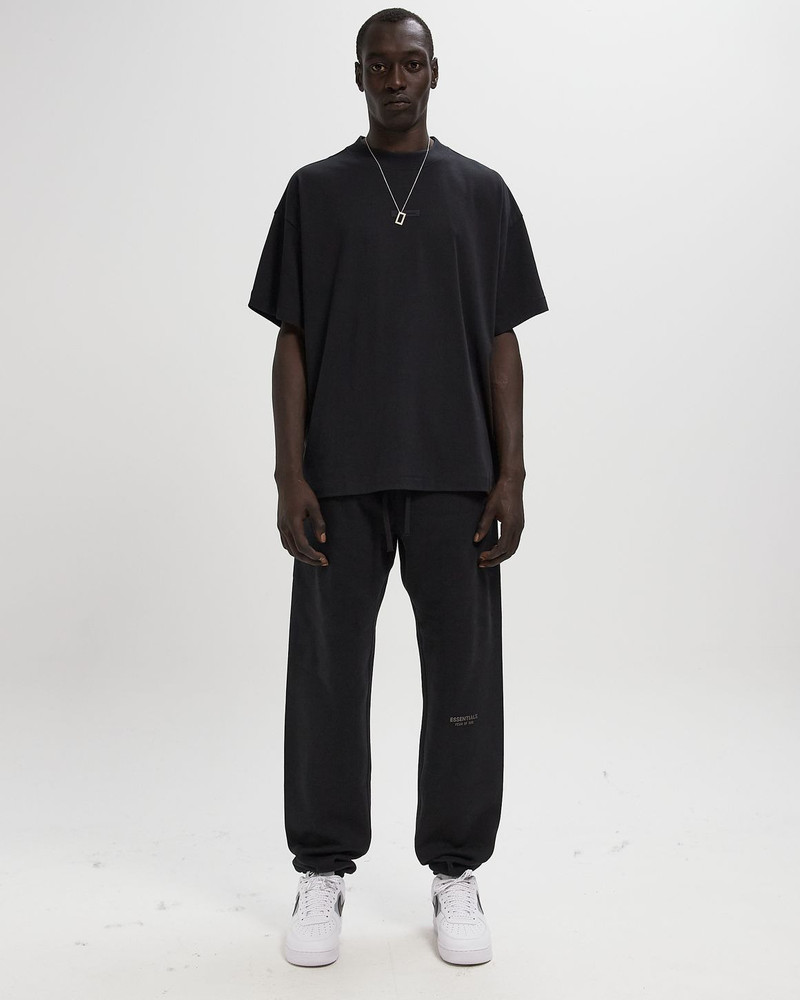 ESSENTIALS VINTAGE FIT TEE outlook