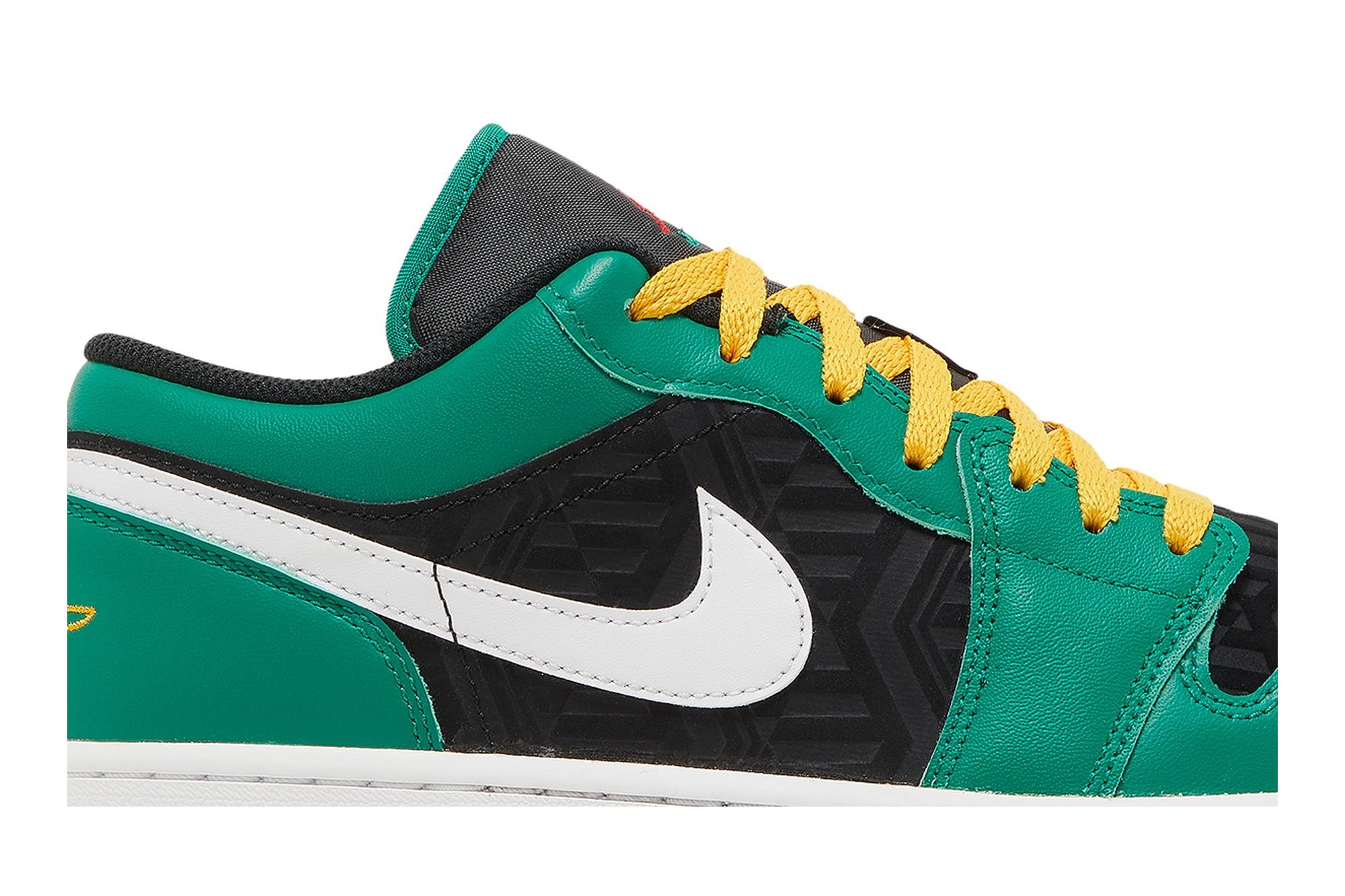 Air Jordan 1 Low SE 'Christmas' - 2