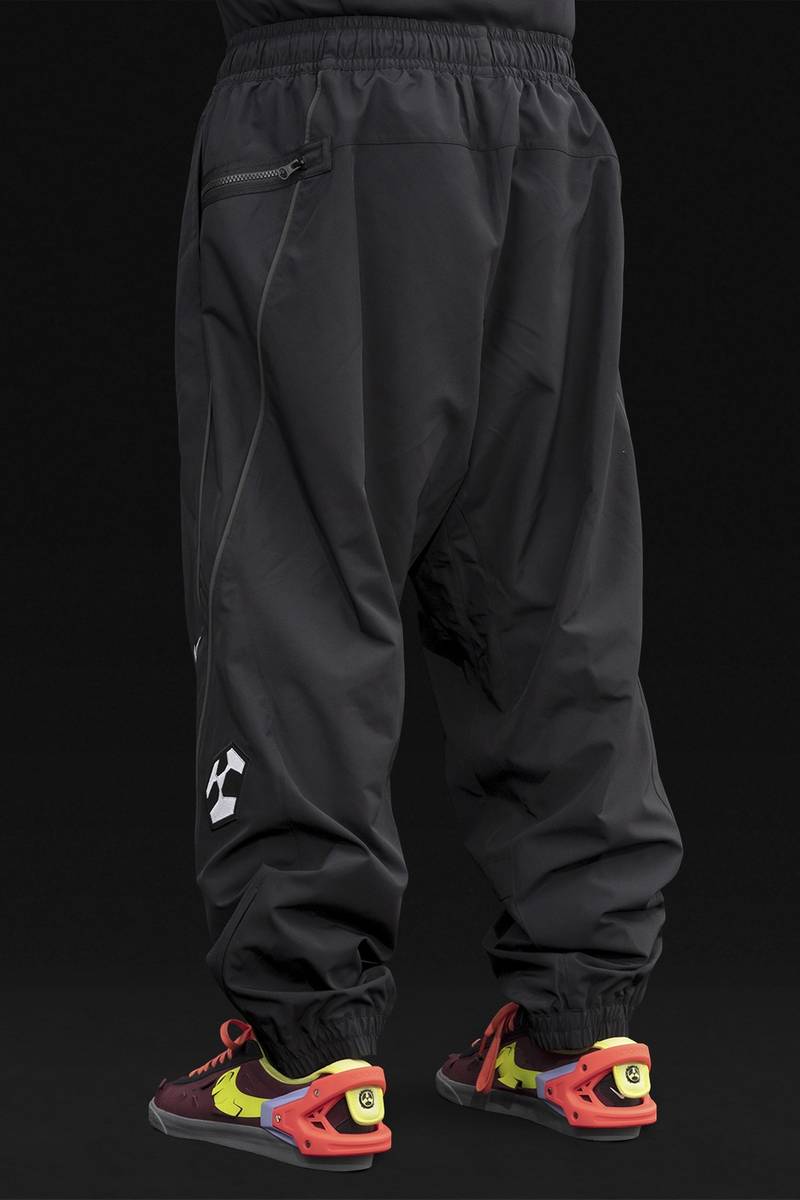 GGG-P2-010 Nike® Acronym® Track Pant Woven Black/Black 8
