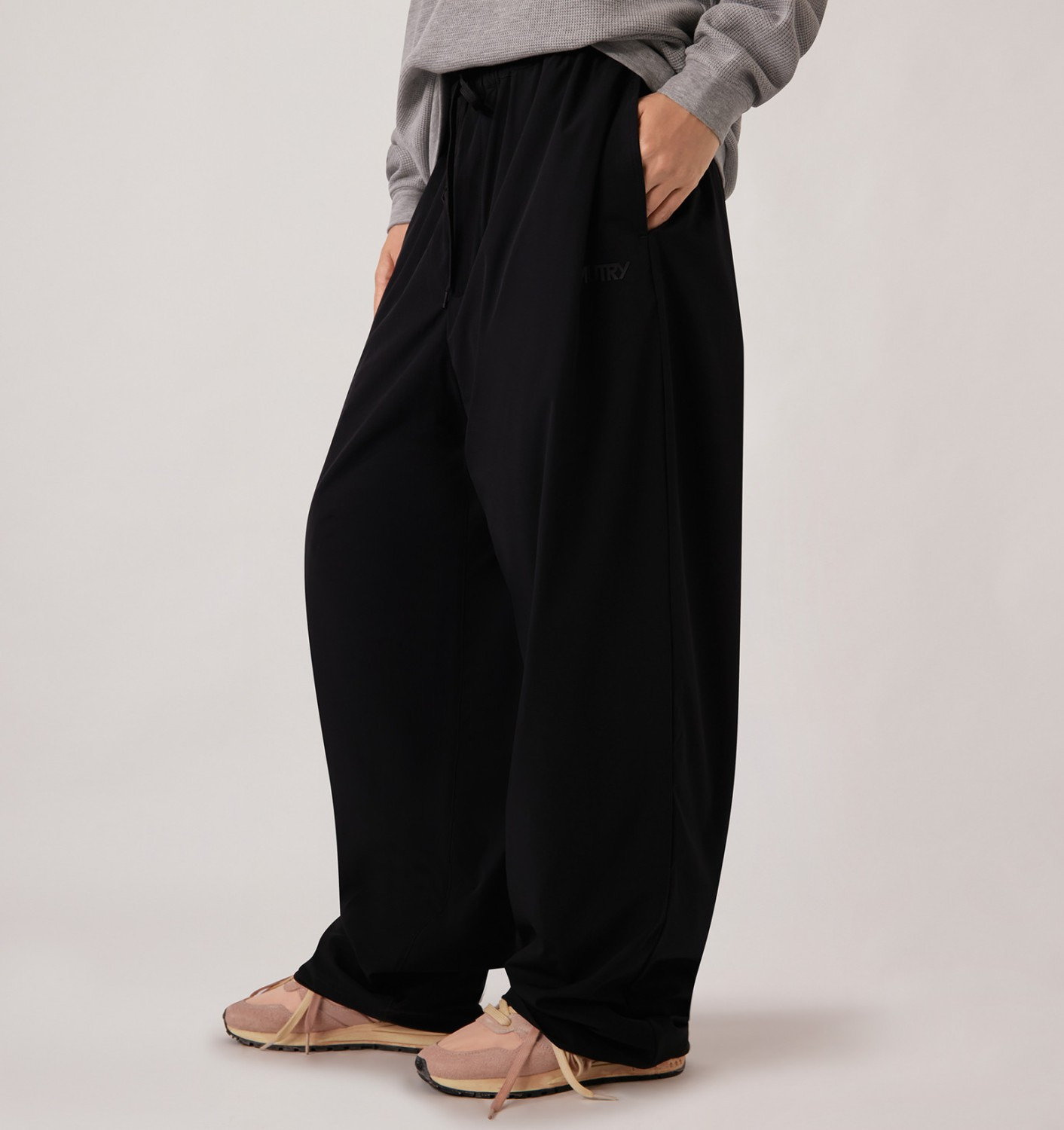 UNISEX TONAL LOGO NYLON PANTS - 5