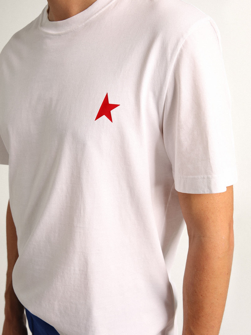 White Star Collection T-shirt with red star on the front 5