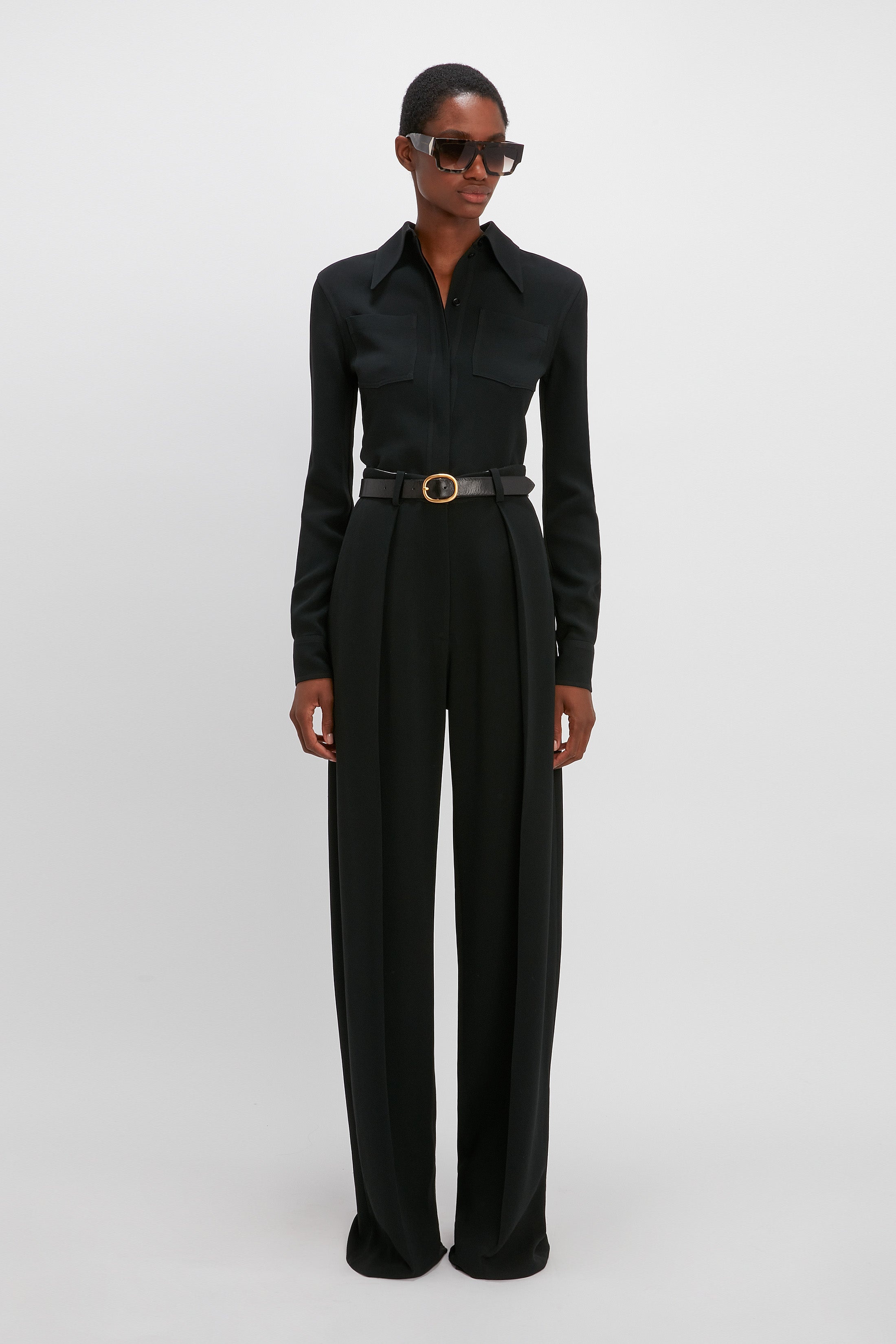 Wide Leg Pleated Trouser in Black - 5