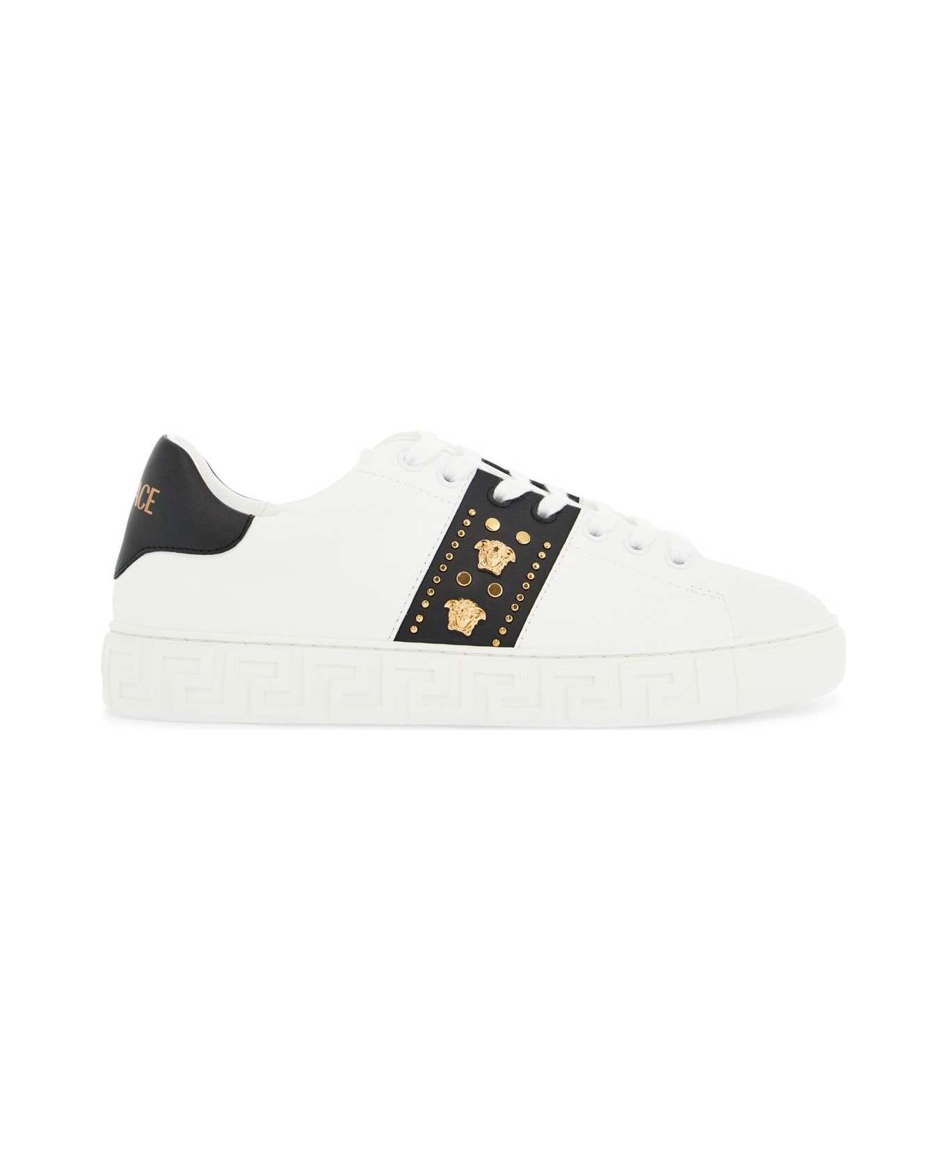 スニーカー VERSACE 'studded greek sneakers 1013568 1A13065 VERSACE 'studded Greek Sneakers | italist | REVERSIBLE
