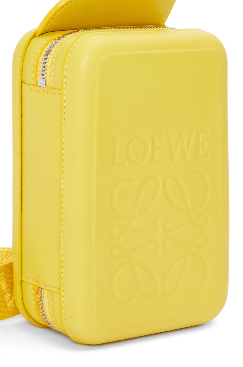 Molded Sling in smooth calfskin 7