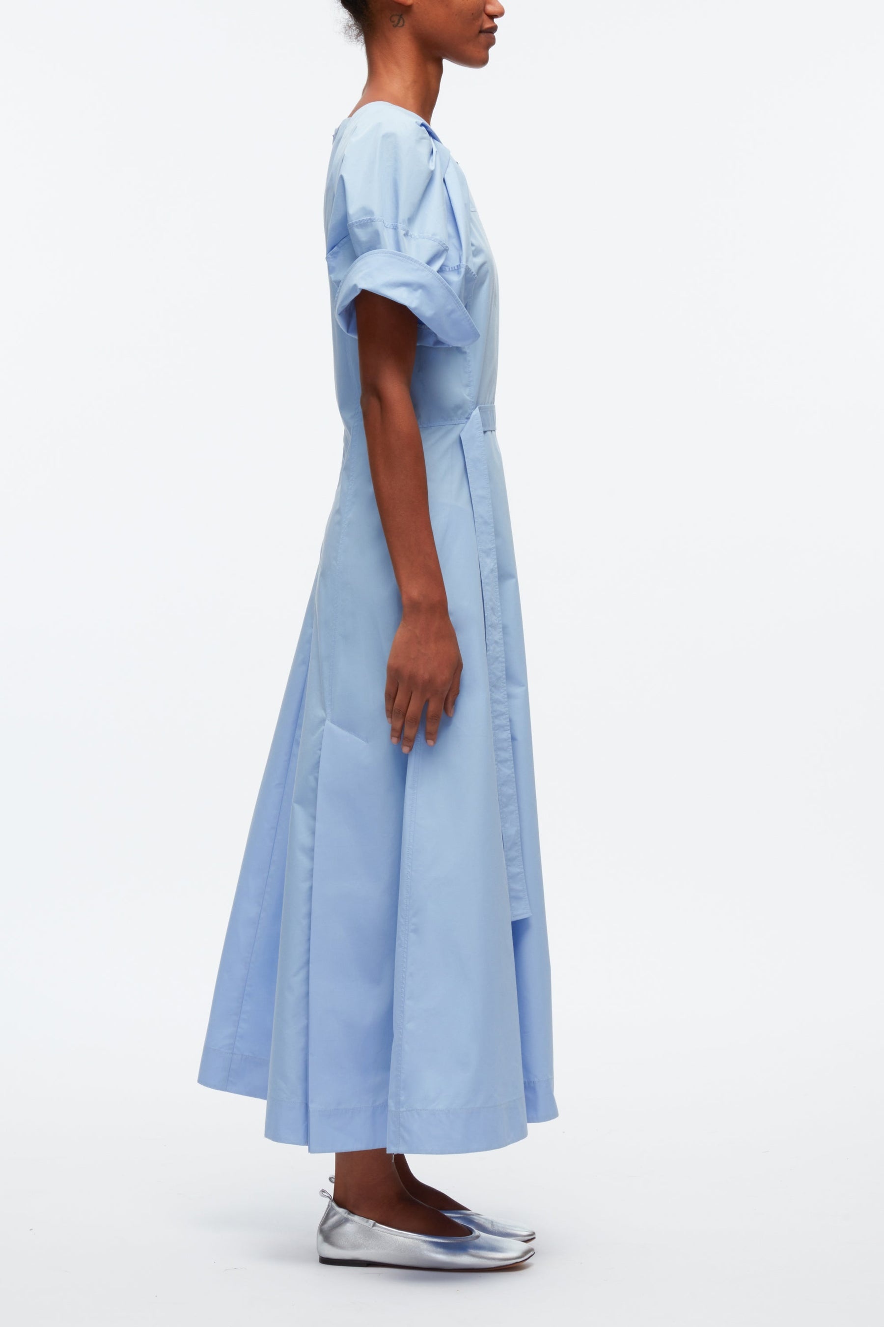 Collapsed Bloom Short Sleeve Belted Dress - 3