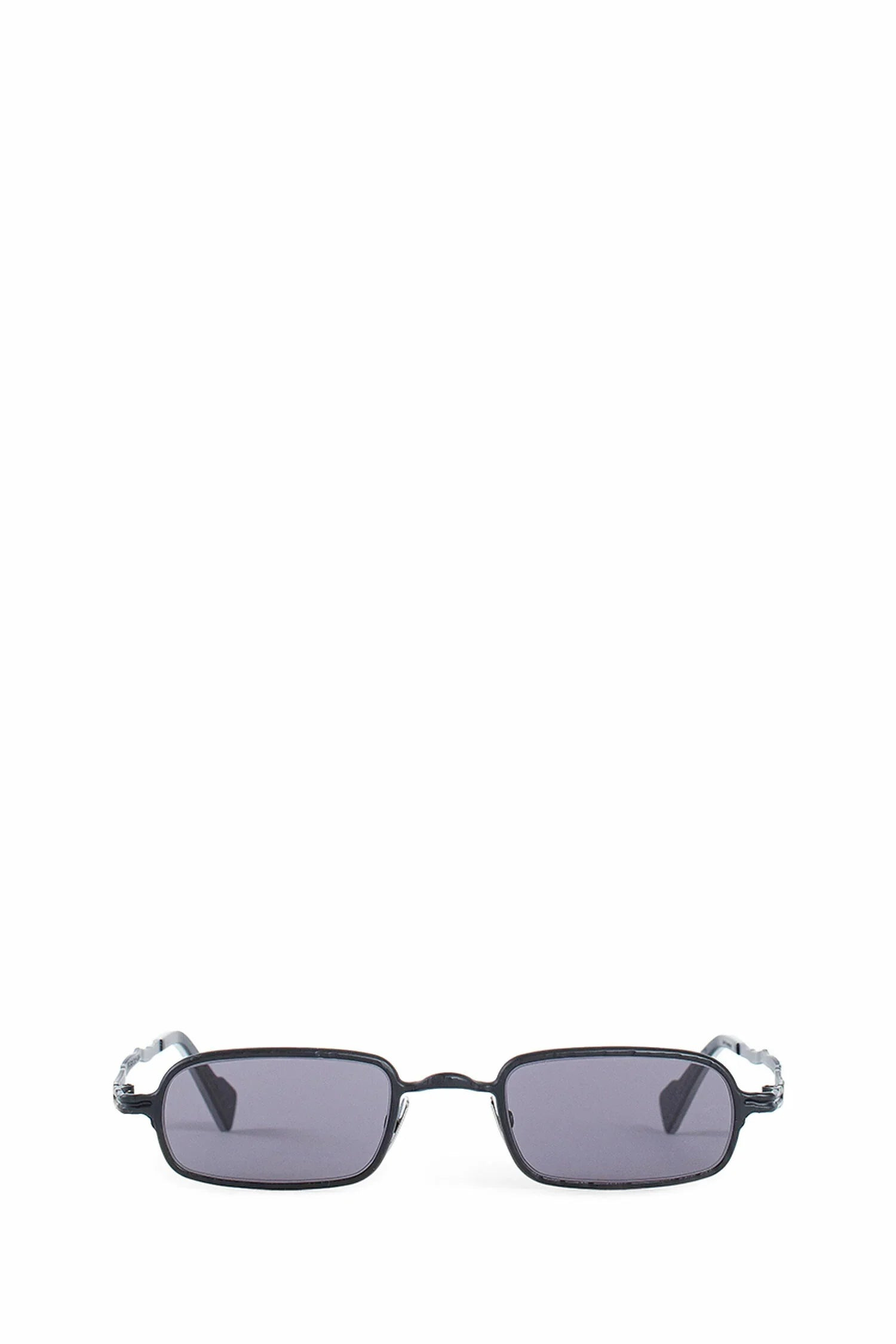 Z18-48-22-Bm-Sunglasses-And-Case - 1