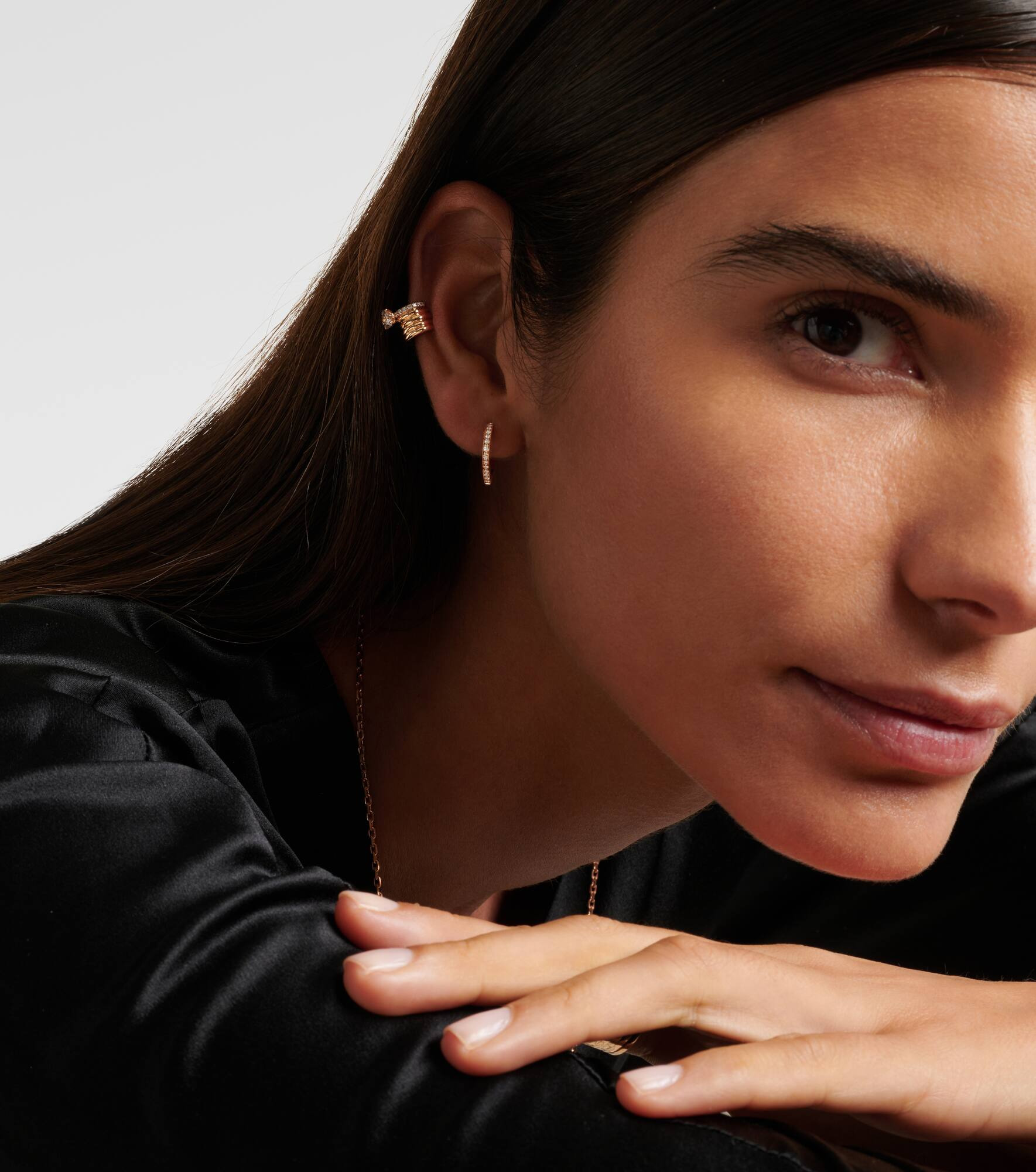 Blast 18kt rose-gold ear cuff with diamonds - 2
