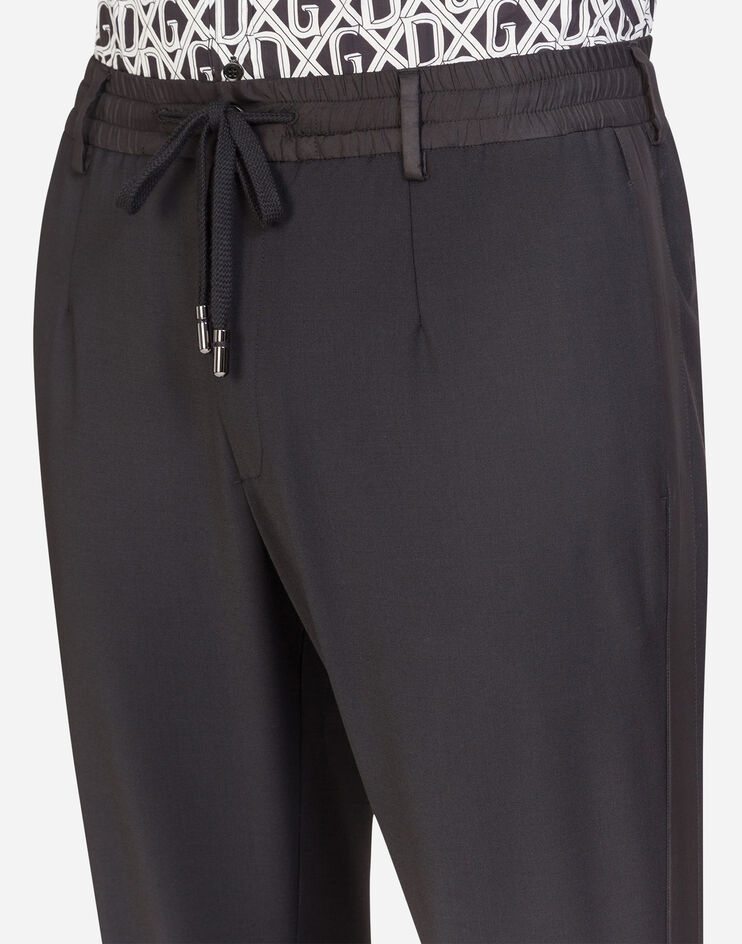 Jogging pants with side strips - 3