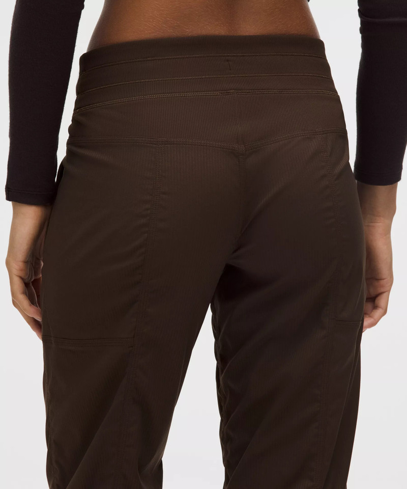 Dance Studio Mid-Rise Pant *Regular 6