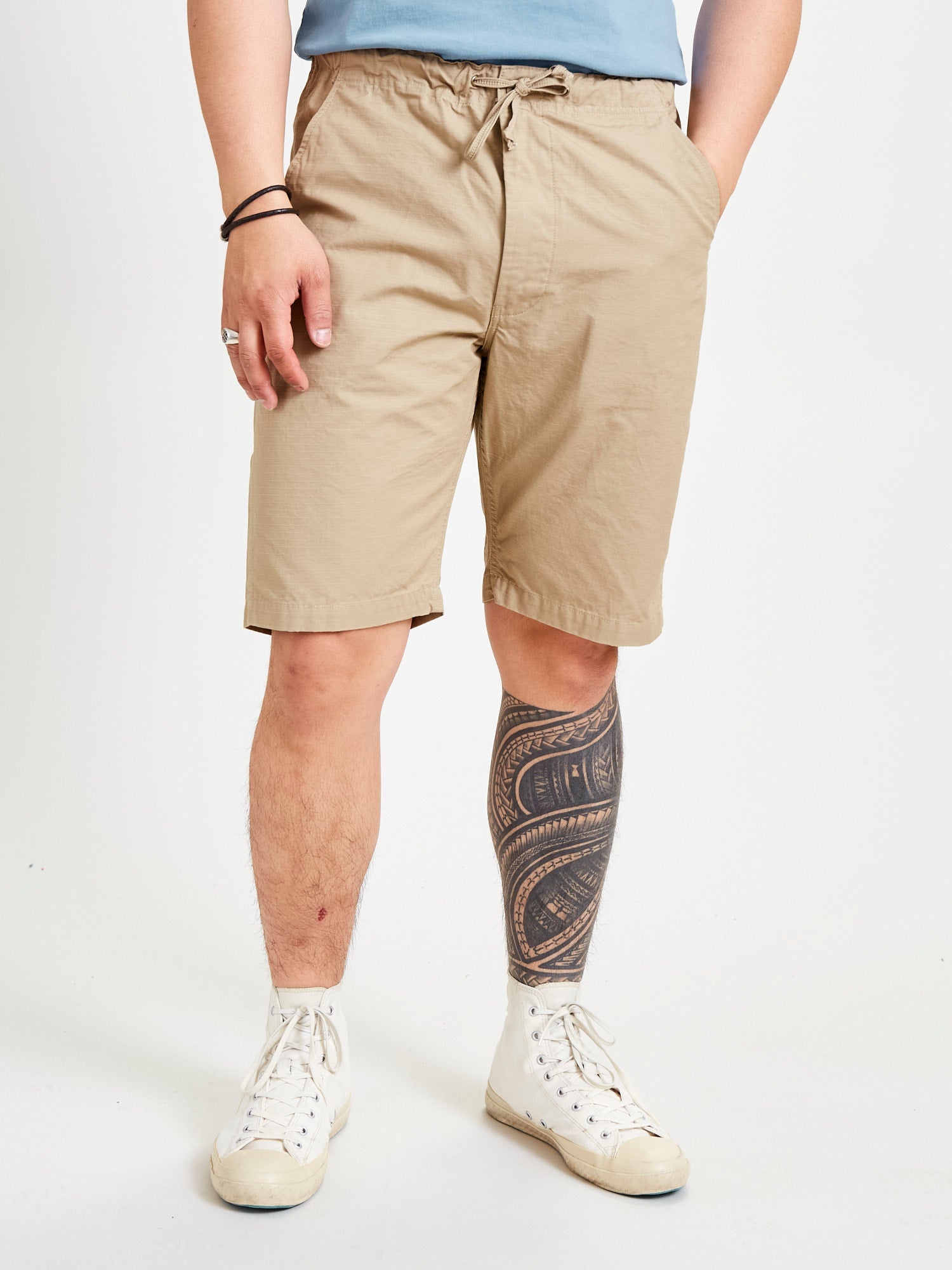 New Yorker Shorts in Beige Ripstop - 2