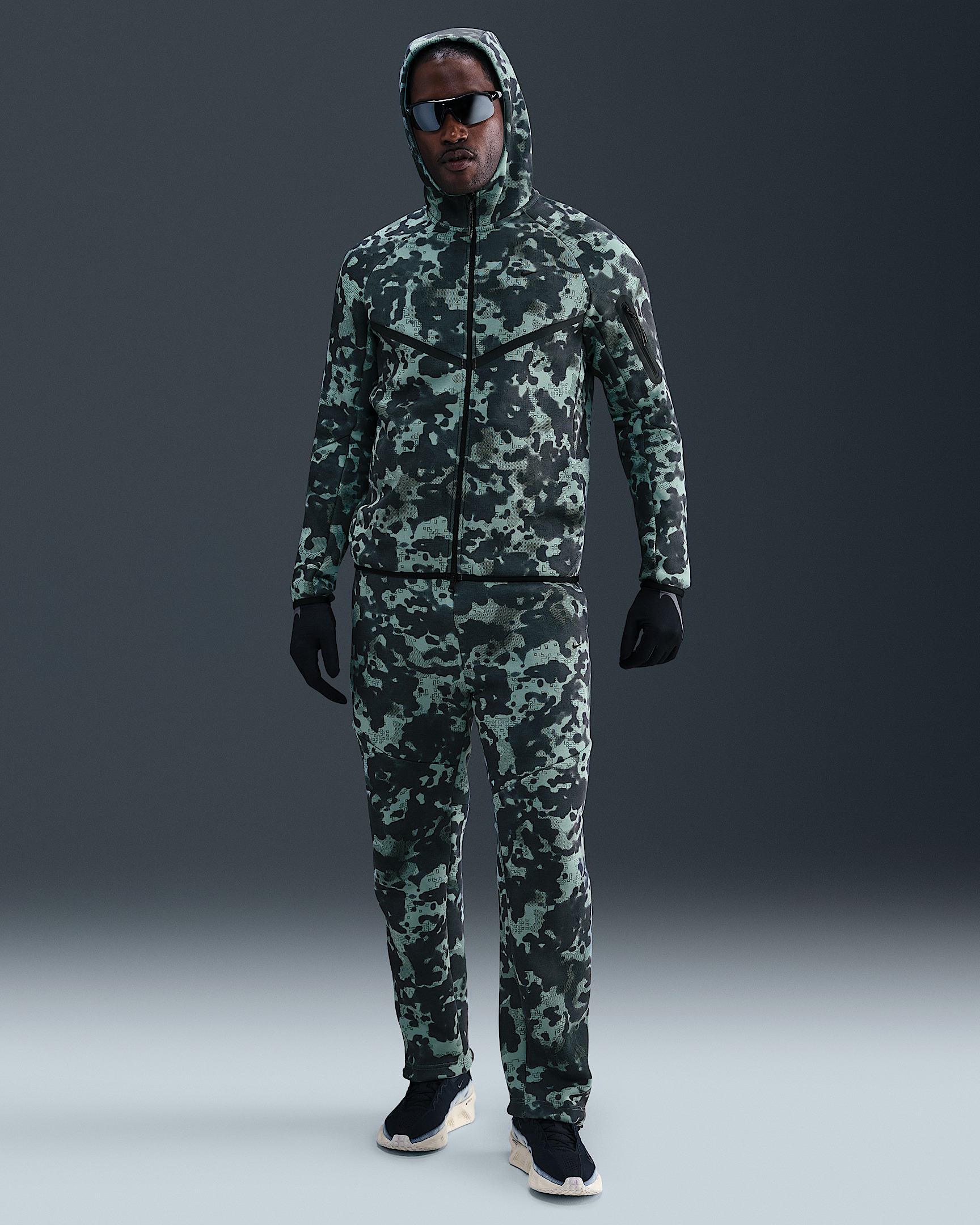 Nike Tech Men's Full-Zip Fleece Camo Windrunner Jacket - 4