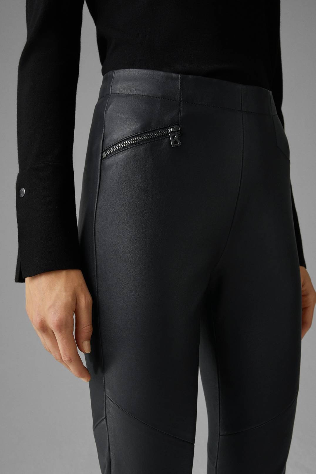 JUMI LEATHER STIRRUP TROUSERS IN BLACK - 5