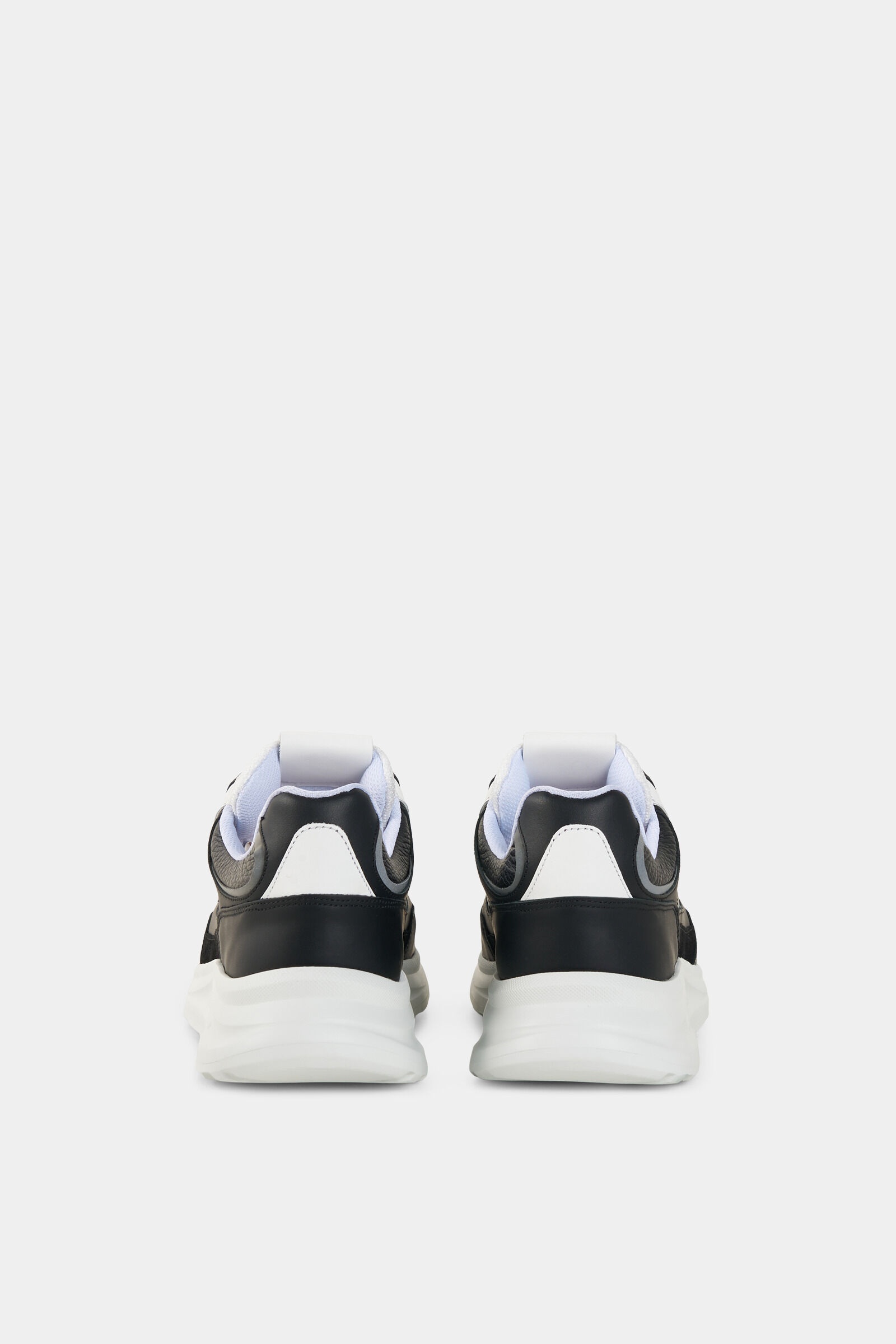 Sneaker Bilbao in Black - 5
