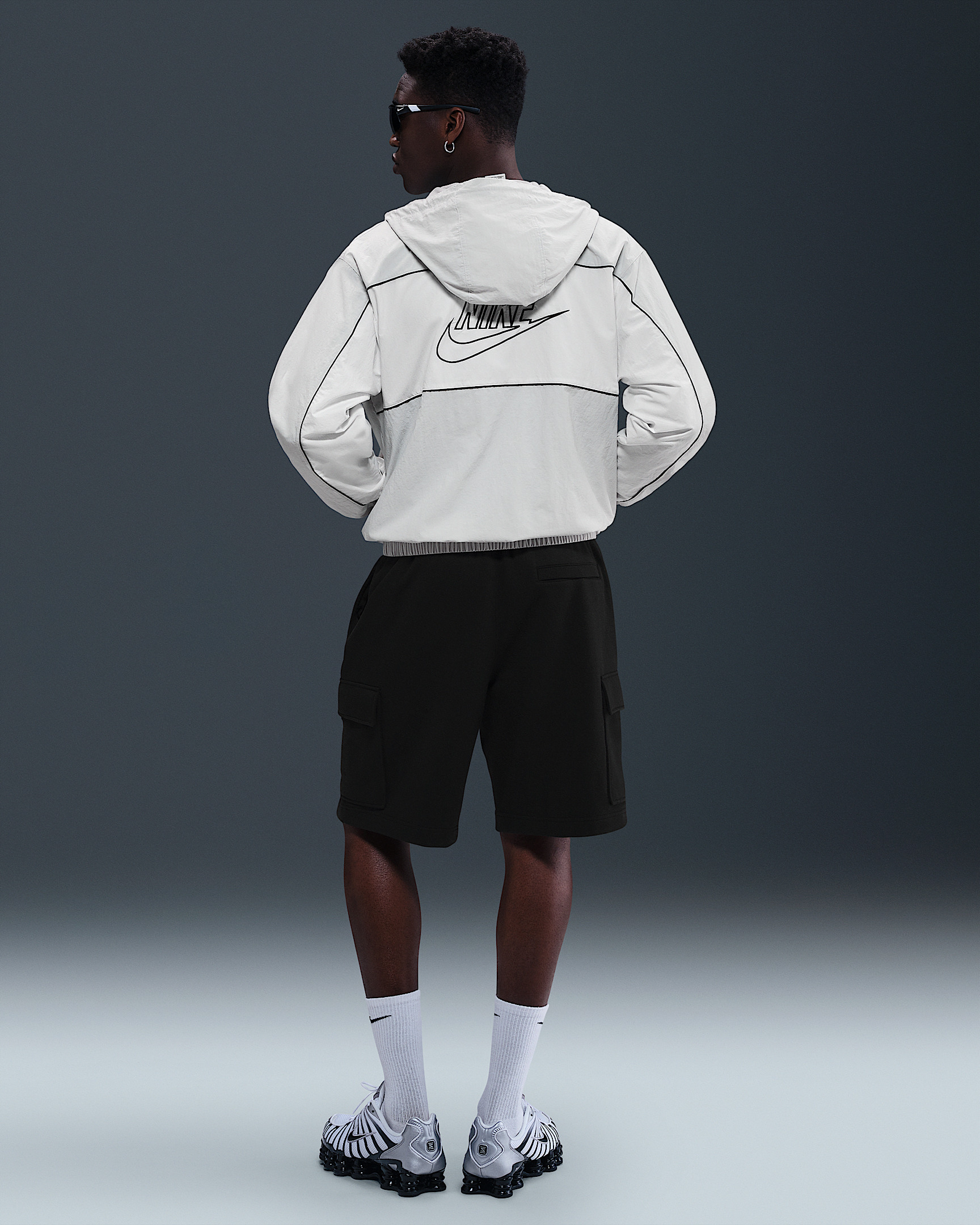 Nike Club Men's Fleece Cargo Shorts - 4