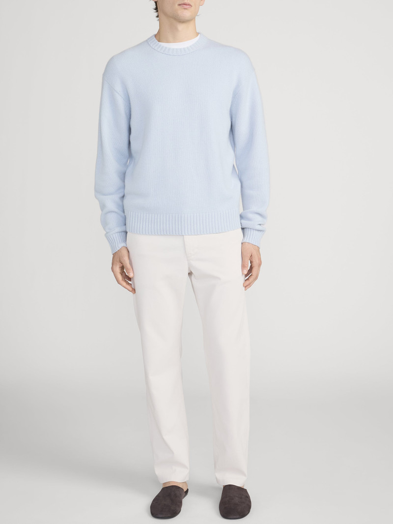 FRAME The Straight Chino outlook