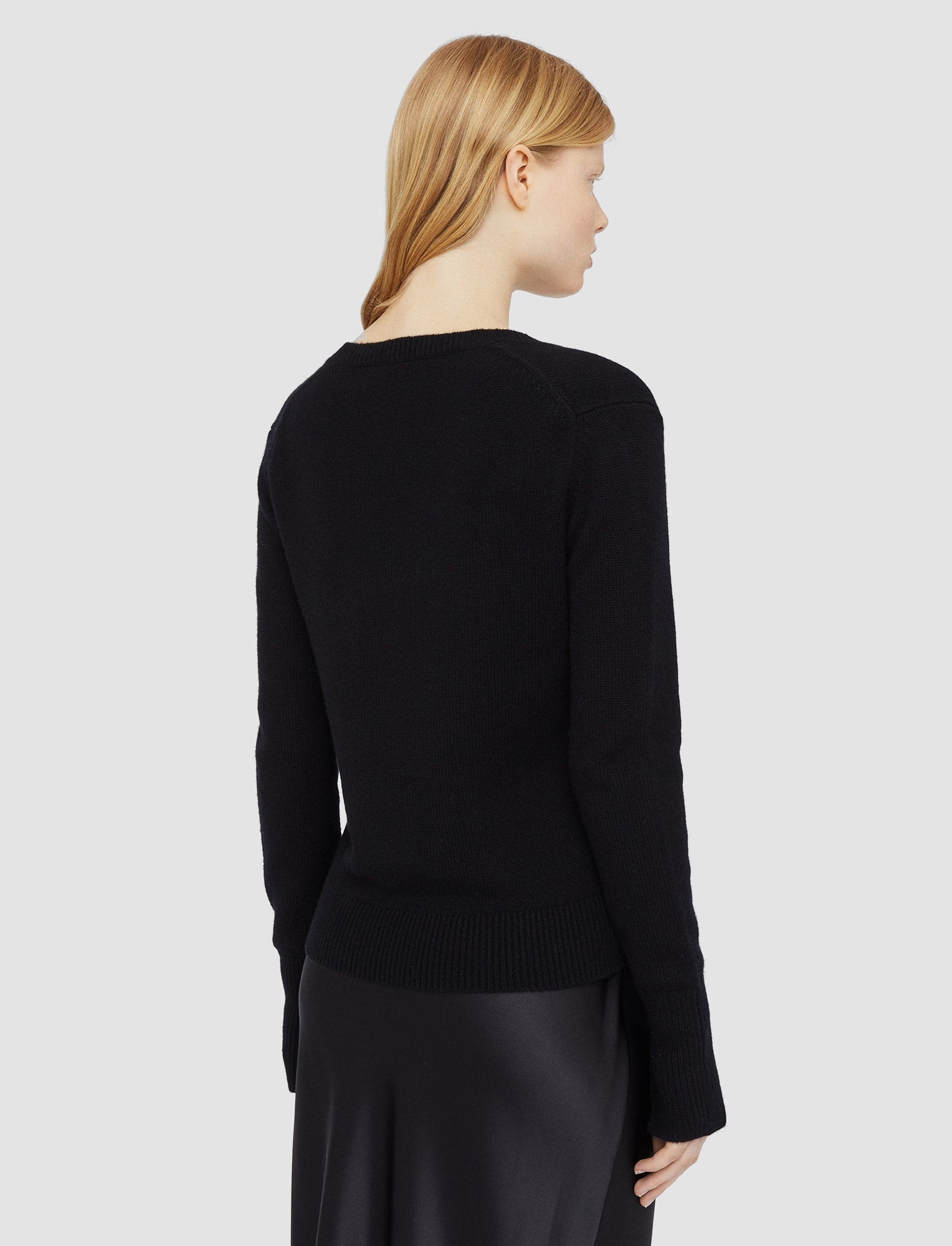 Pure Cashmere V Neck Jumper - 4