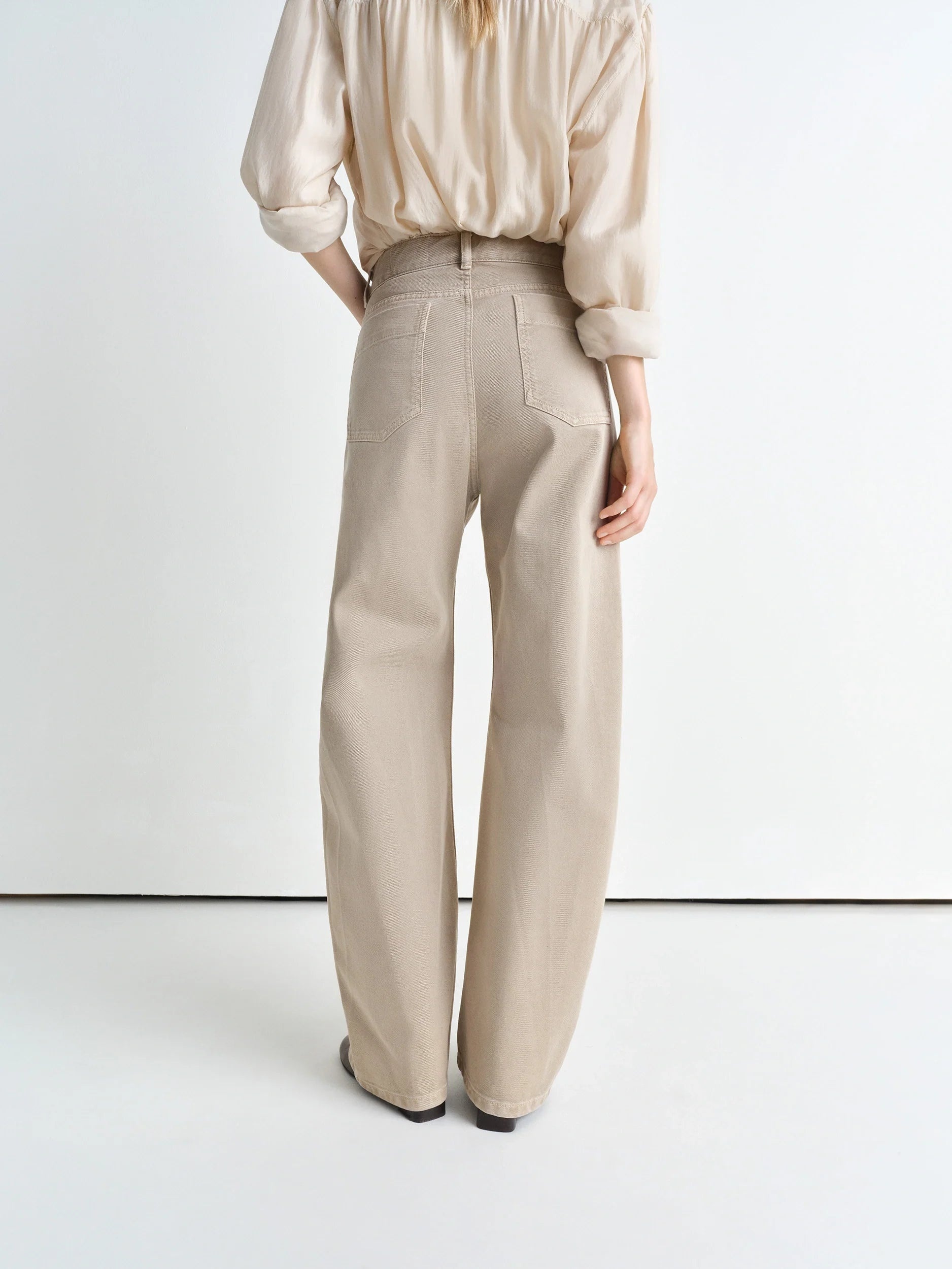 HIGH WAISTED CURVED PANTS - 5