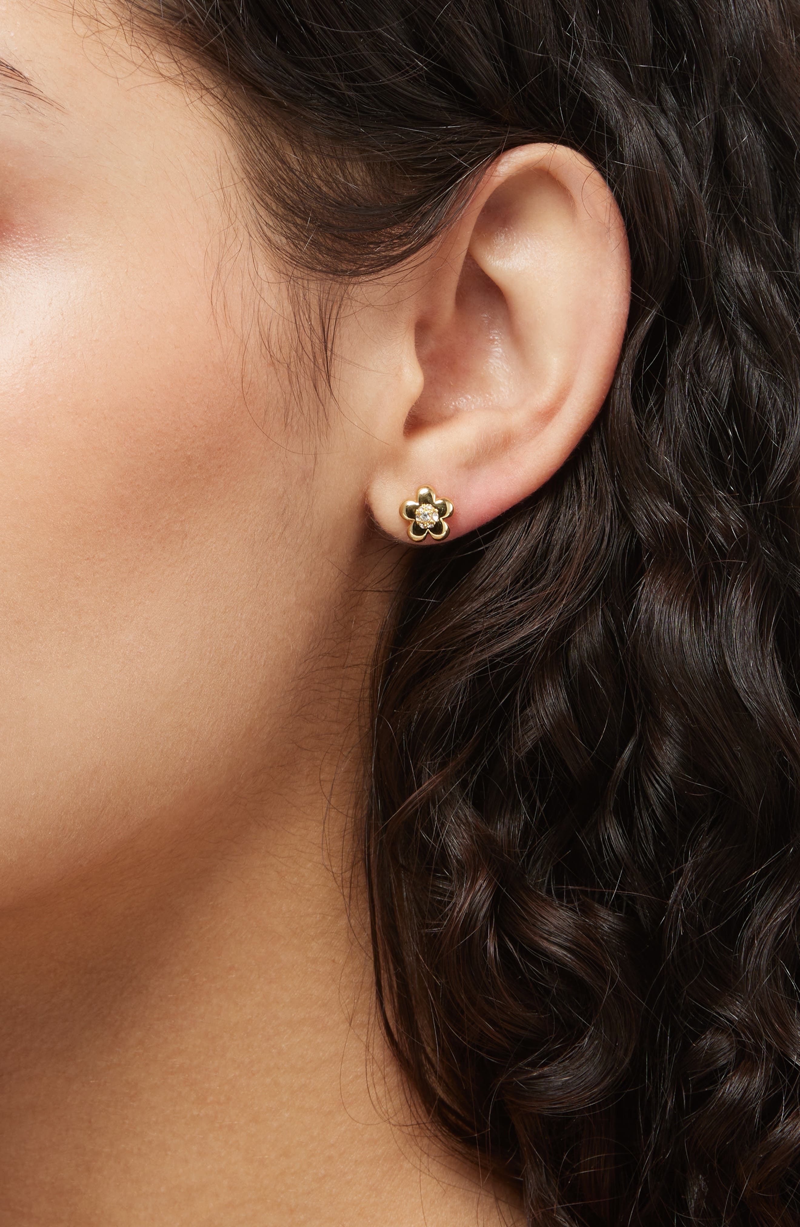 Marc Jacobs Small Daisy Stud Earrings in Gold/crystal at Nordstrom - 2
