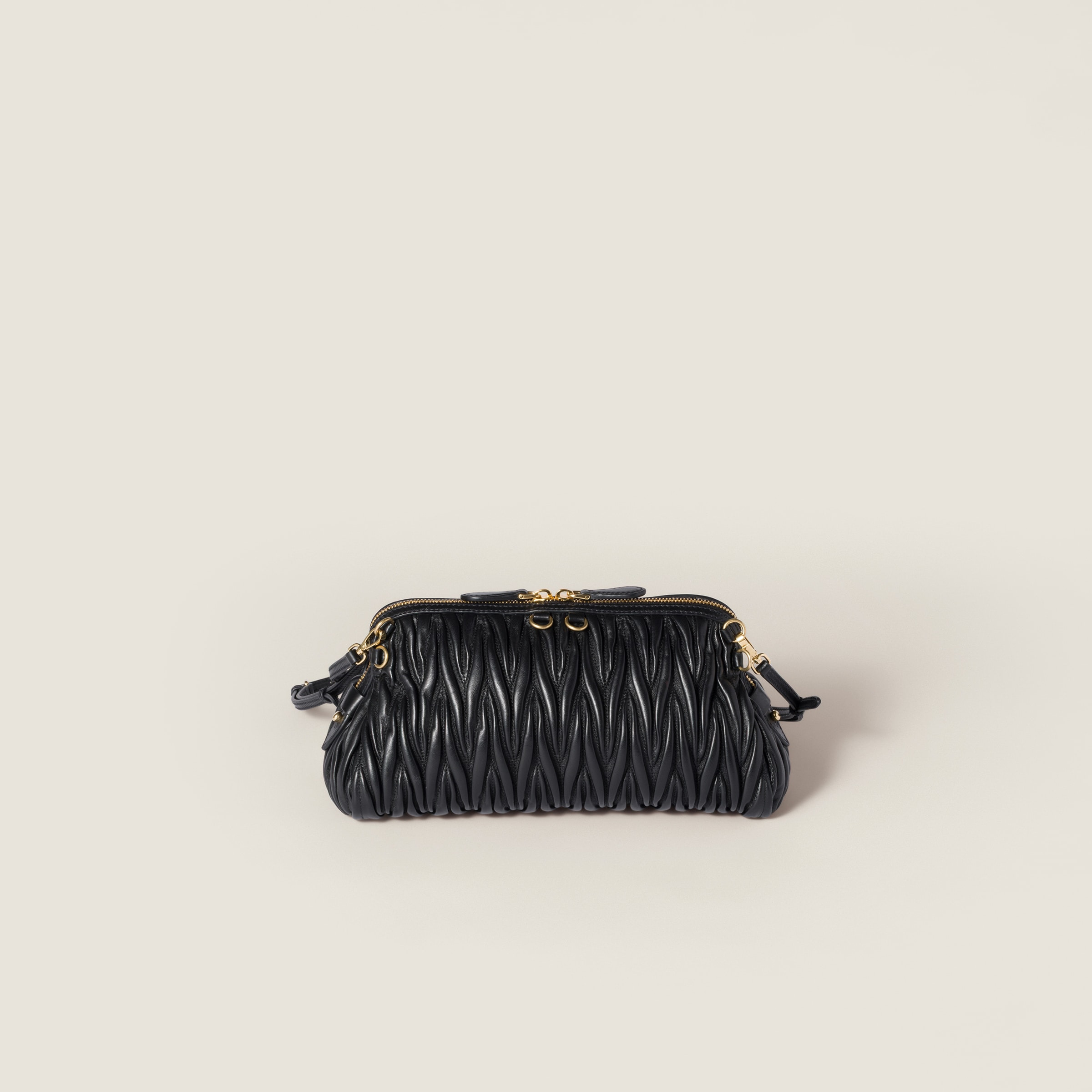 Matelassé nappa leather clutch - 3