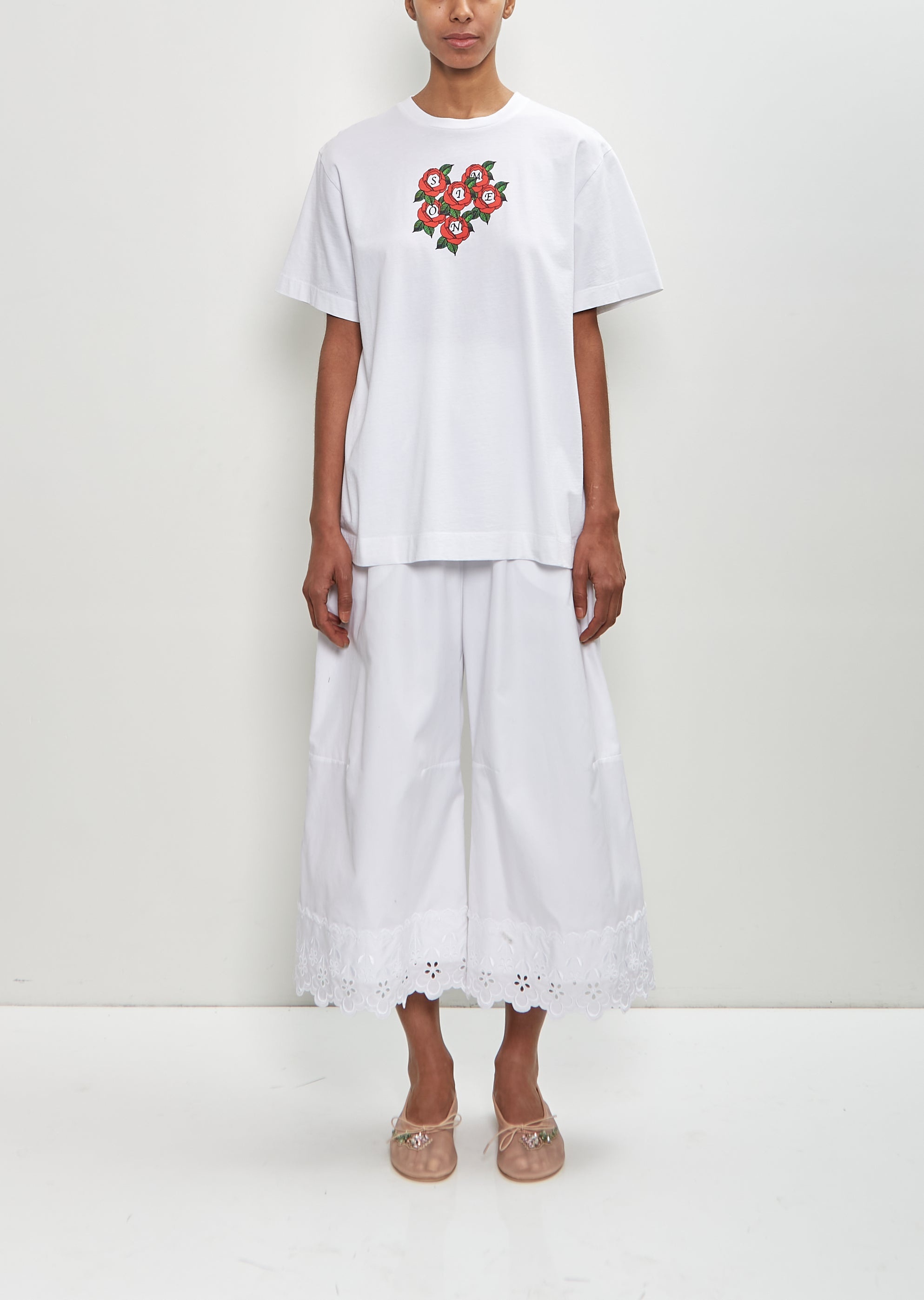 Cotton Cluster Rose Logo Print T-Shirt - 4