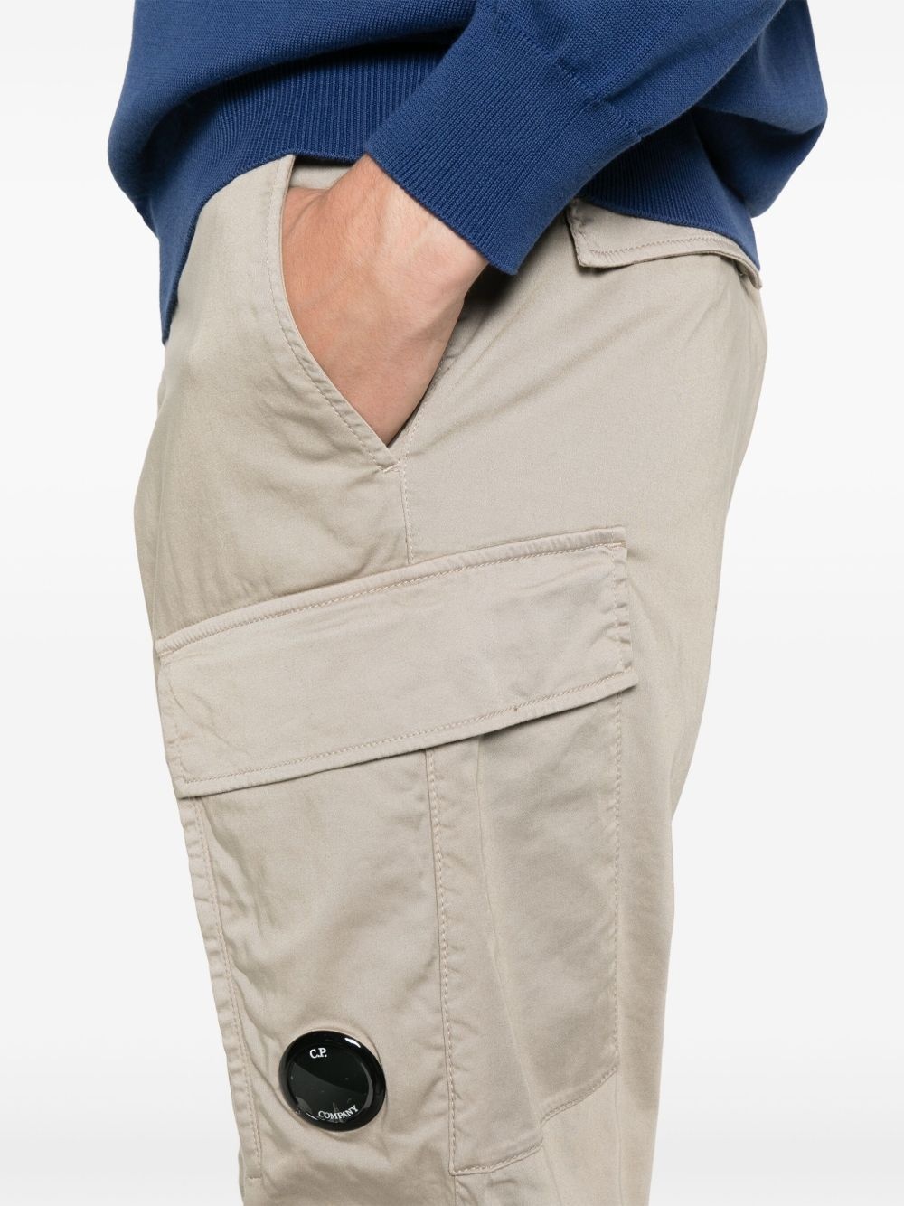 Lens-detail cargo pants - 5