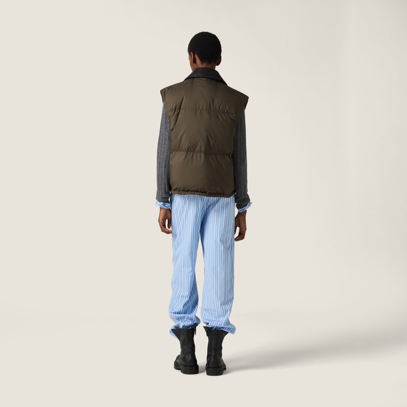 Technical pongé down vest 3