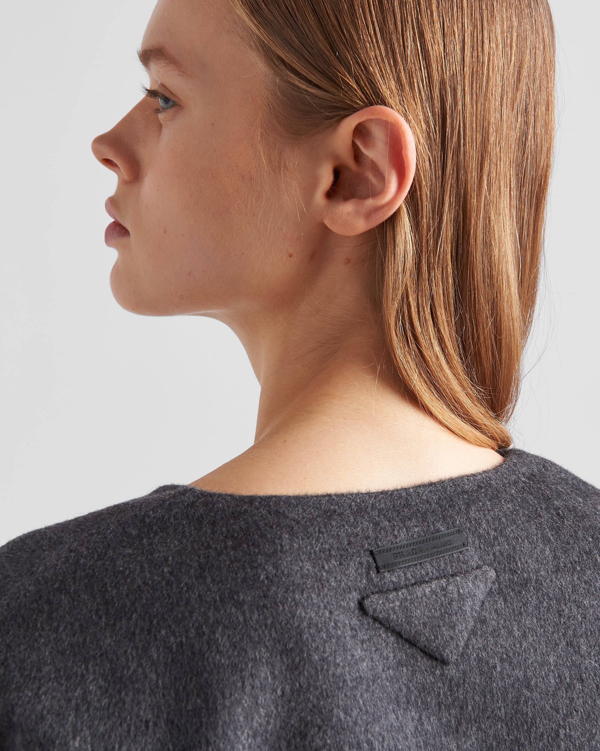 【プラダ・PRADA】Cashgora top with pouch Prada Cashgora top with pouch | REVERSIBLE