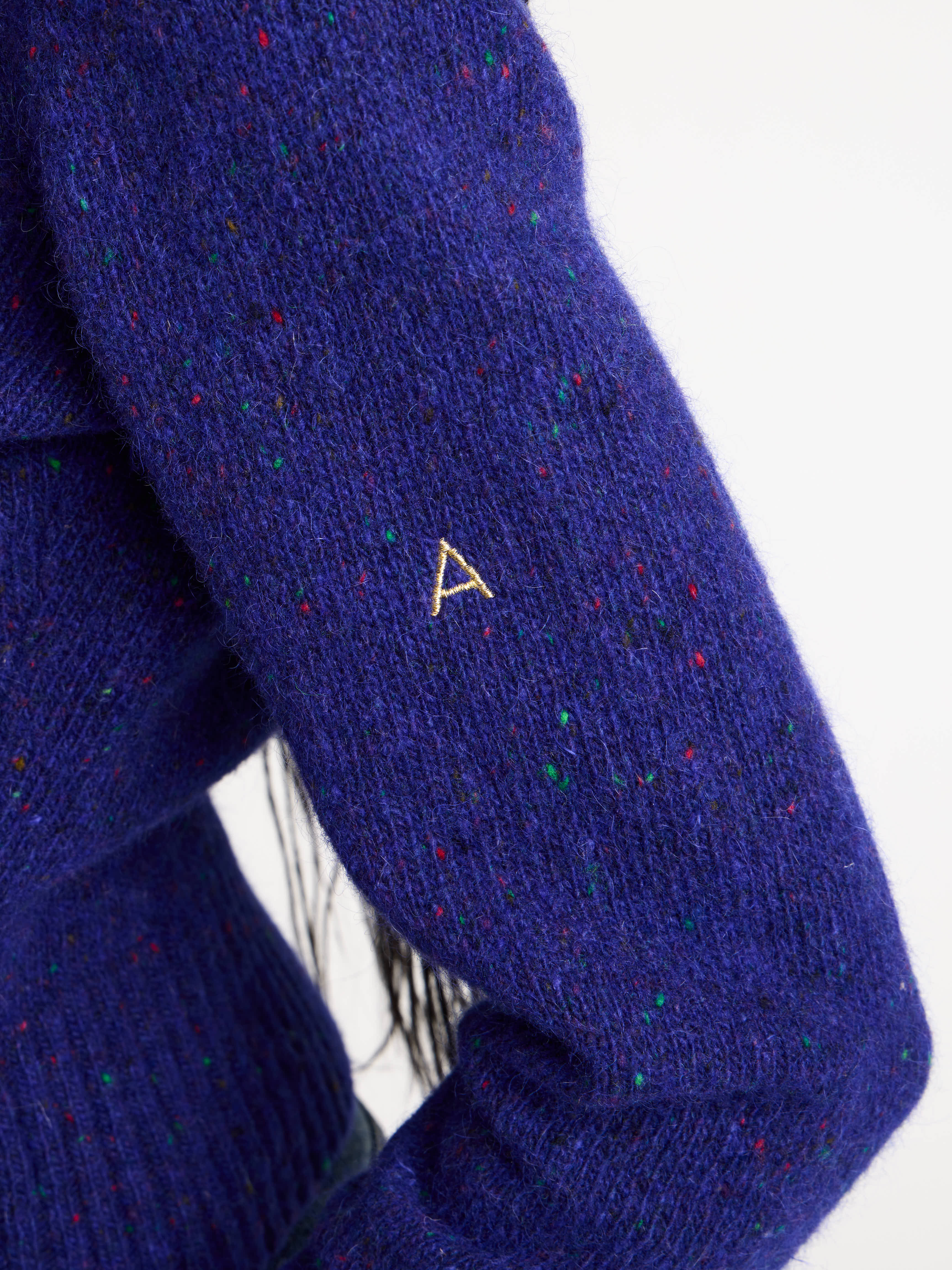 EMBROIDERED CREW NECK JUMPER IN VIOLET - 6