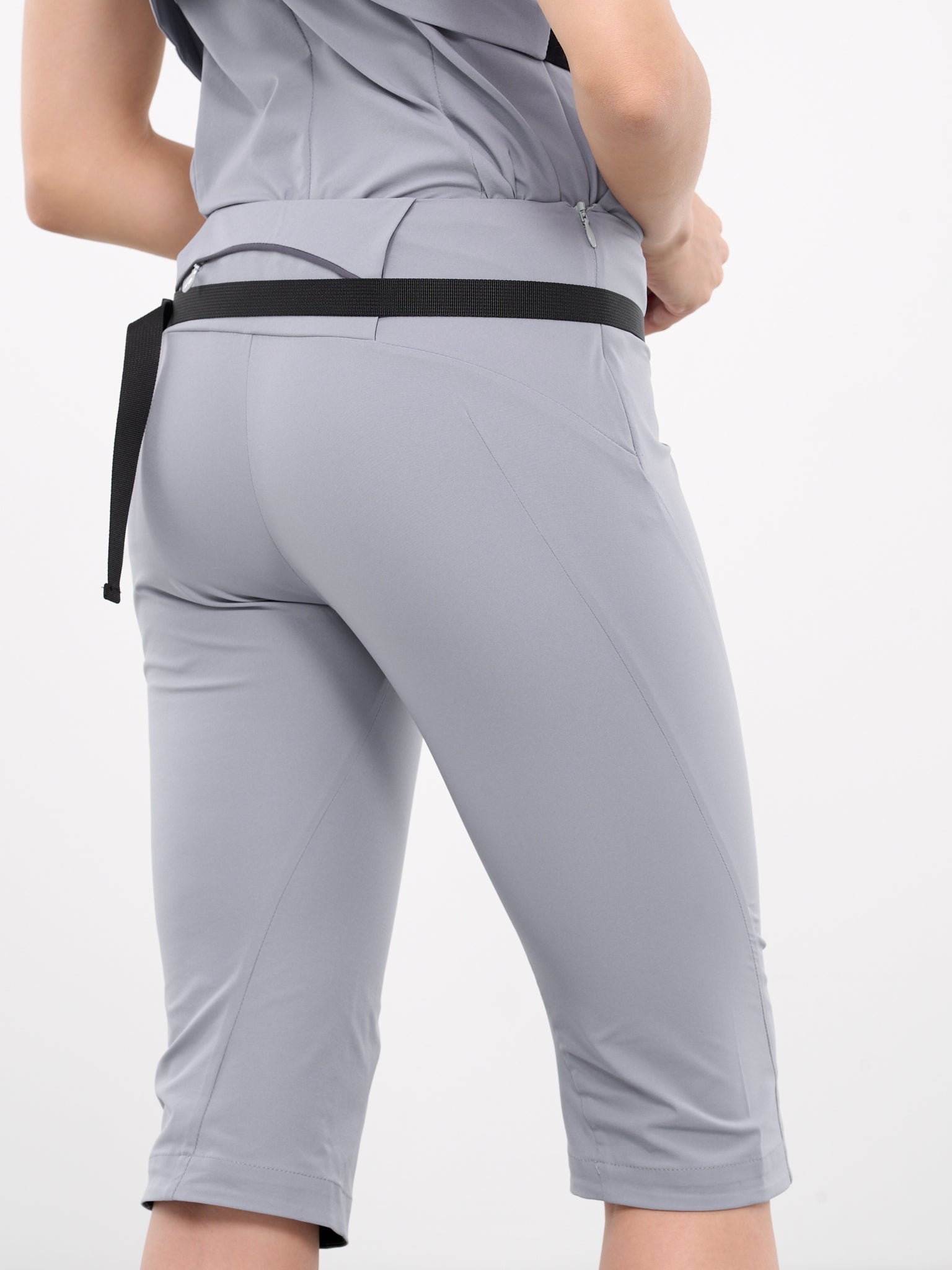 Waist Bag Capri Pants - 4