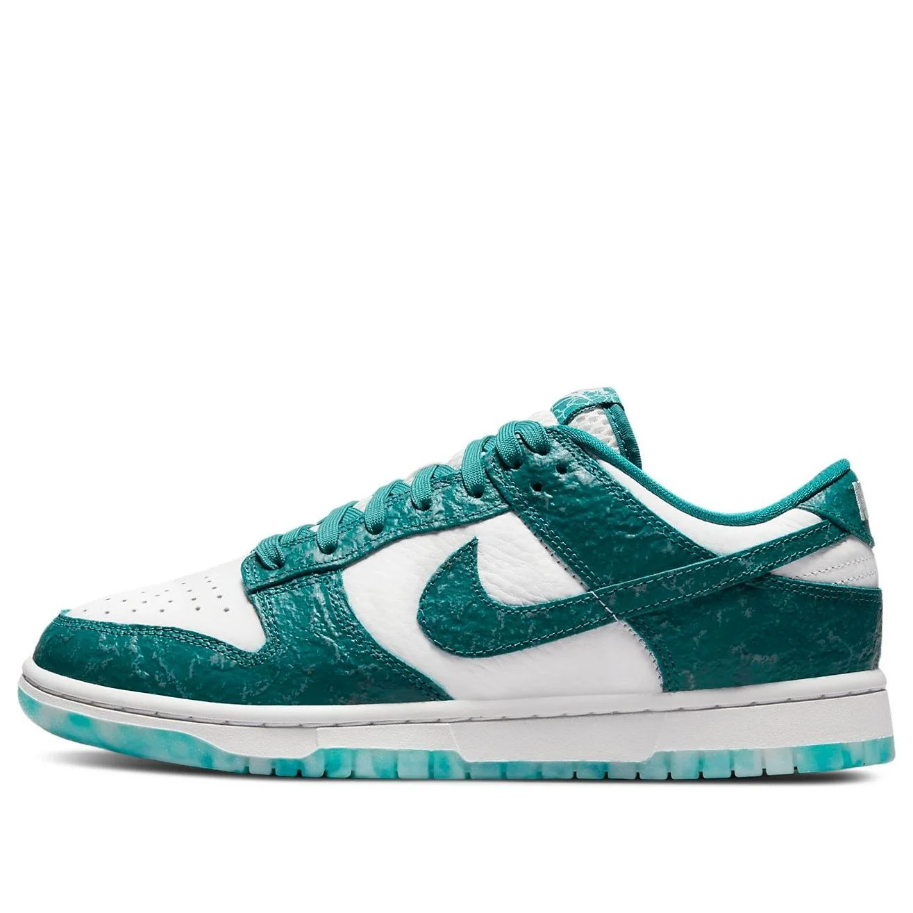 (WMNS) Nike Dunk Low 'Ocean' DV3029-100 - 1