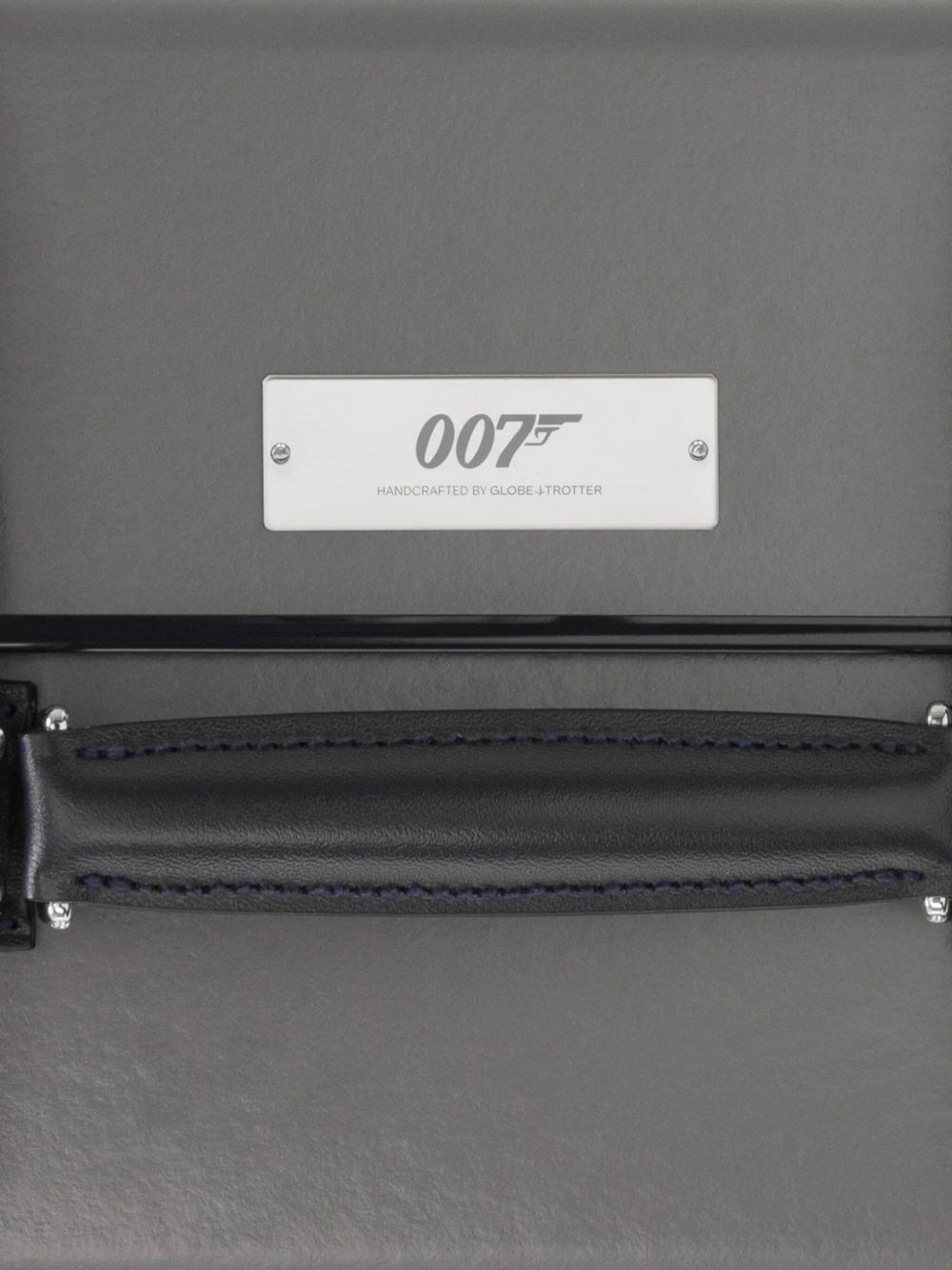 007 suitcase - 6