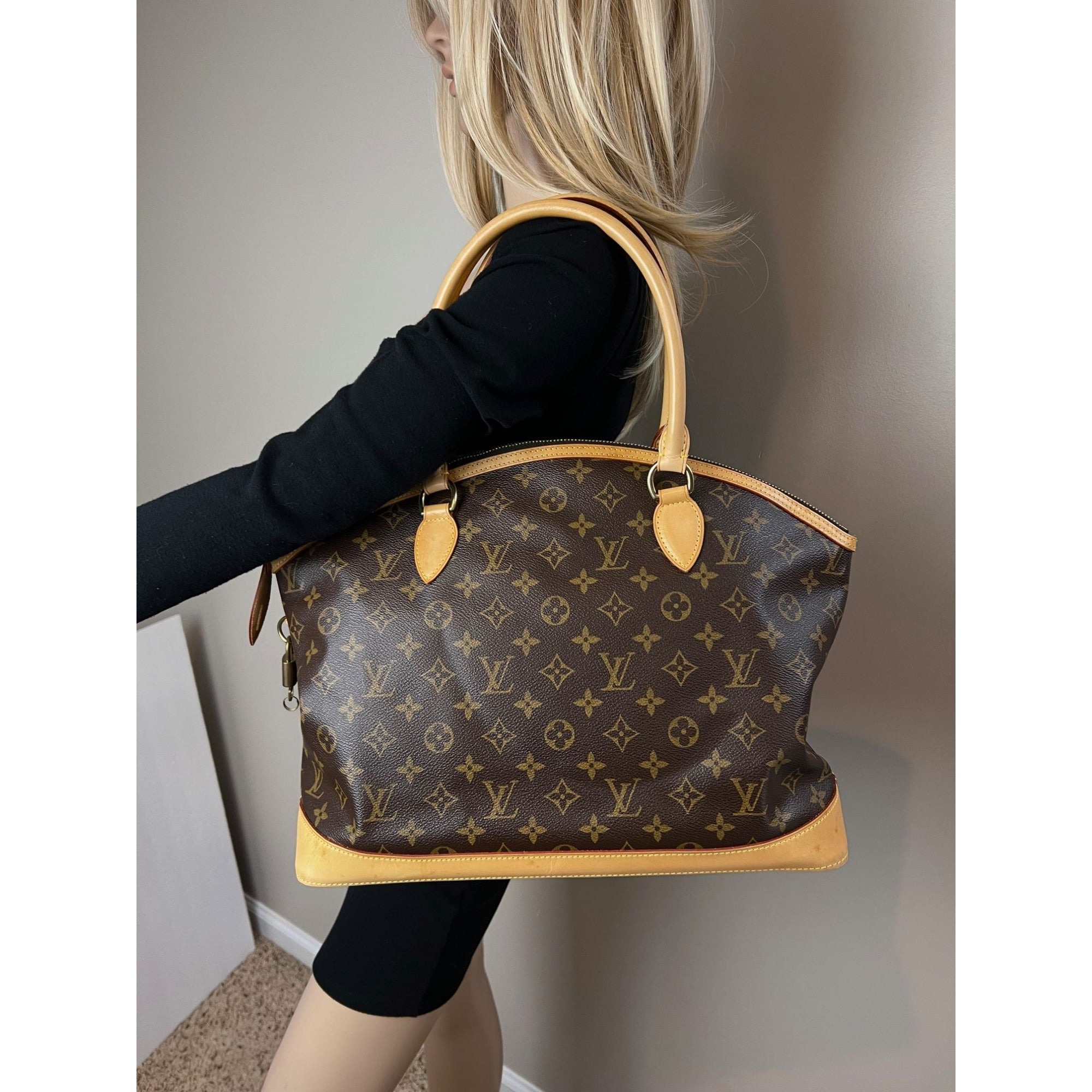 Louis Vuitton Vintage Monogram Lockit Horizontal Shoulder Bag - 8