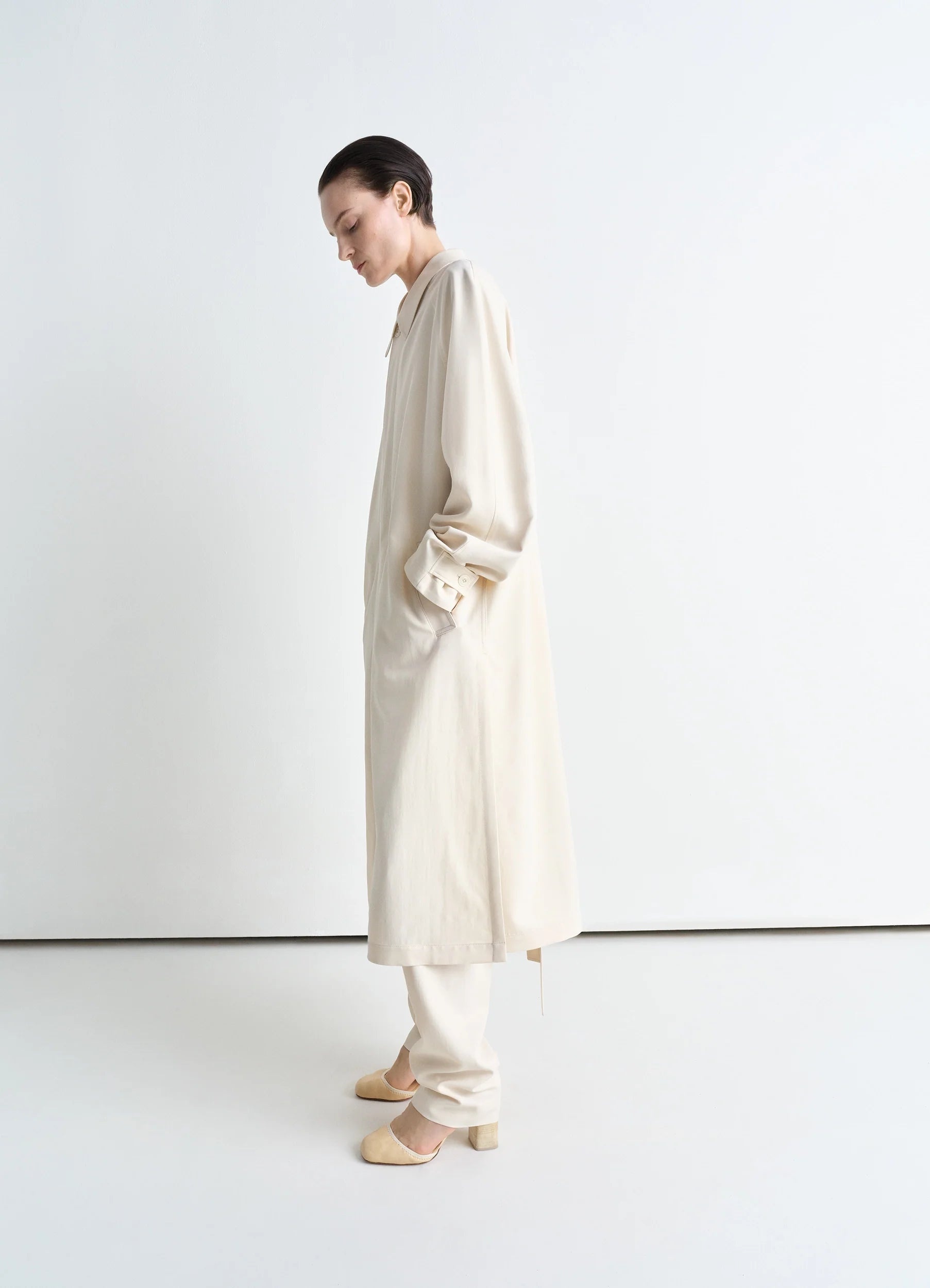 LIGHT SLITTED OVERCOAT - 4