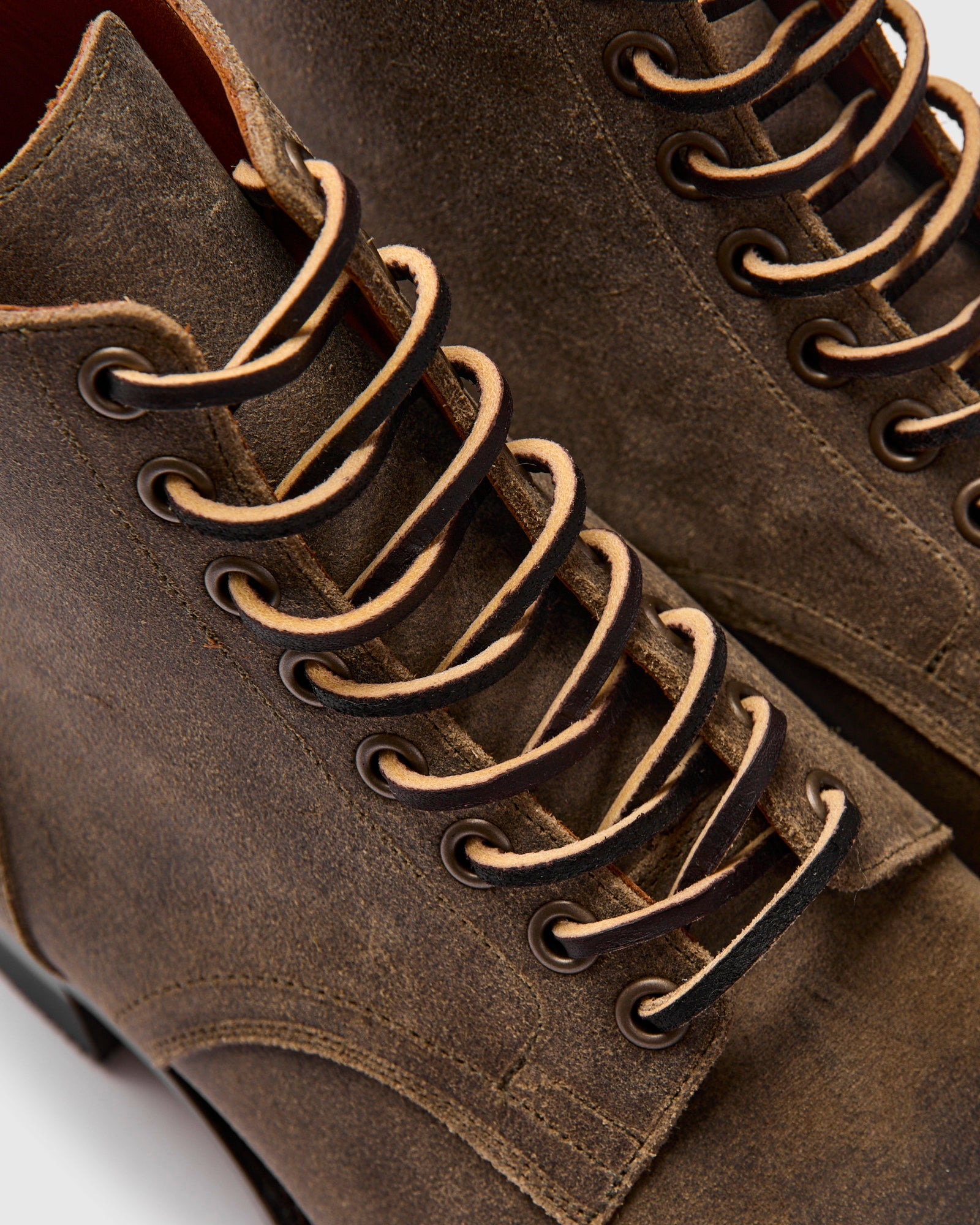 Service Boot 2040 in Tobacco Waxy Commander - 7