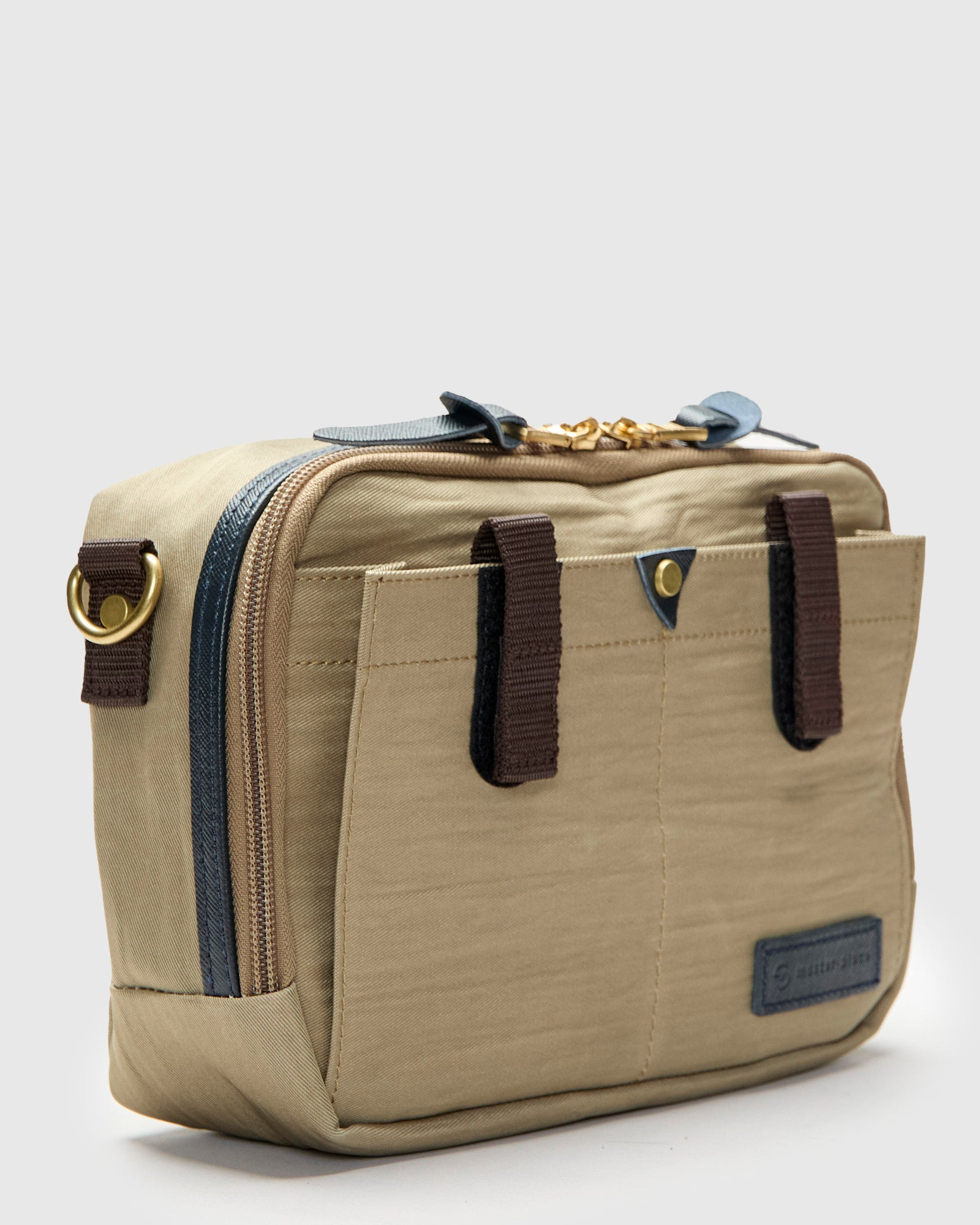 Link Shoulder Bag v2 in Beige - 7