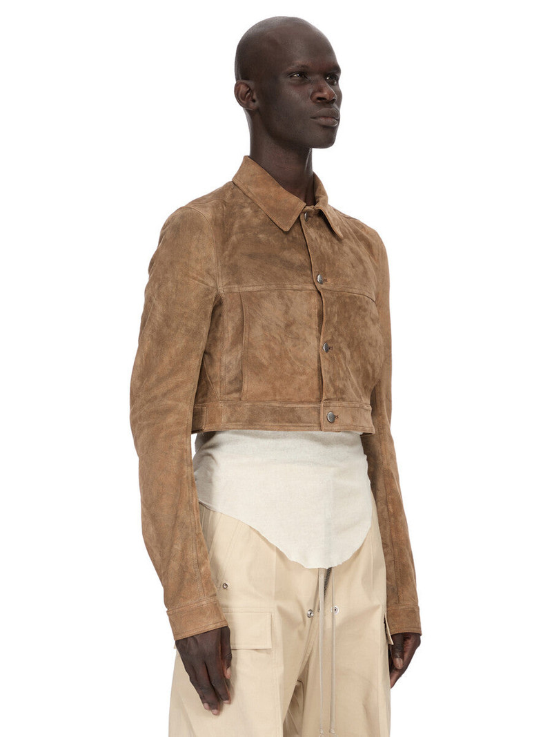 CROPPED WORKER 2