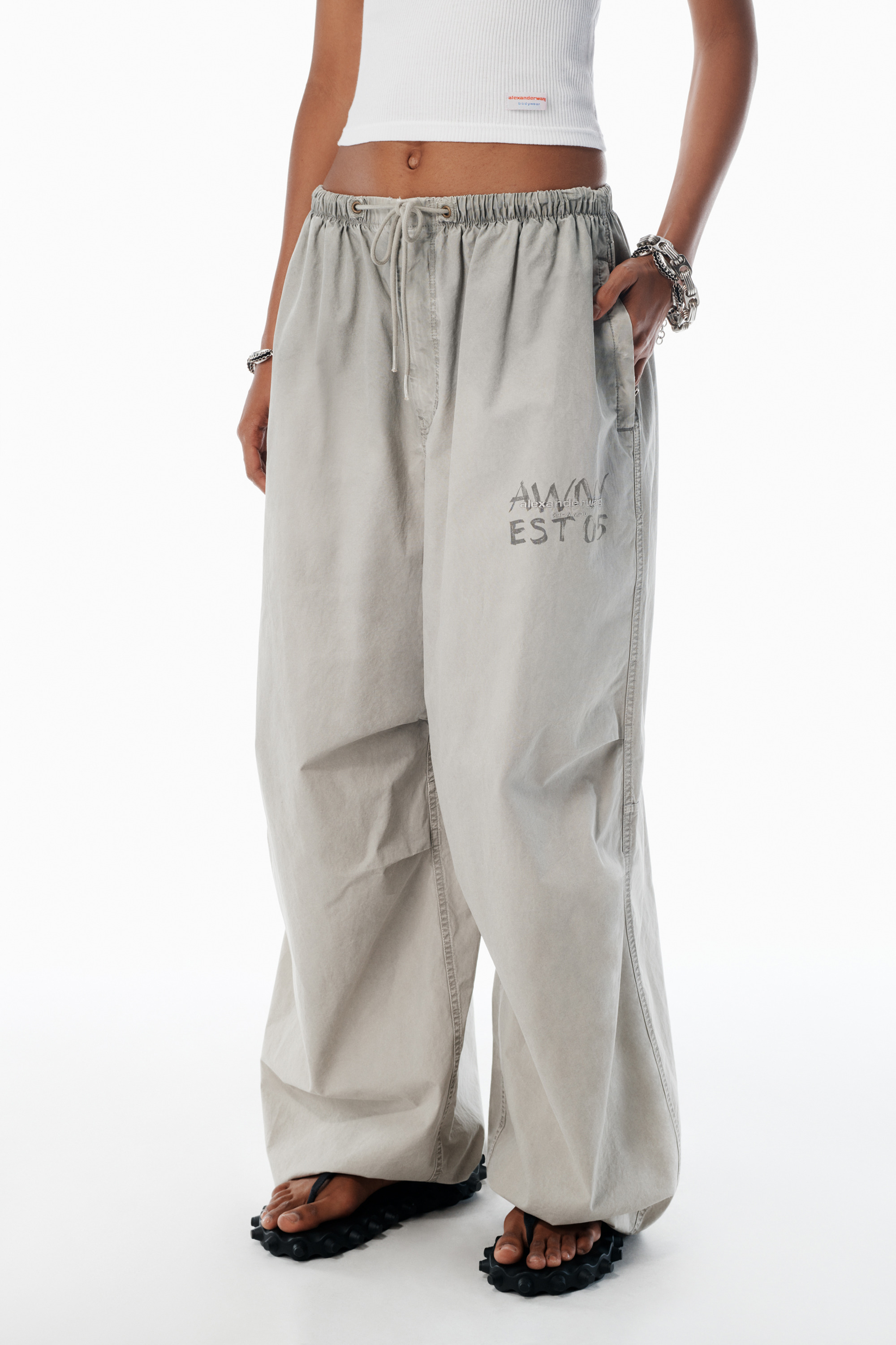 grey parachute pants with logo print - 3