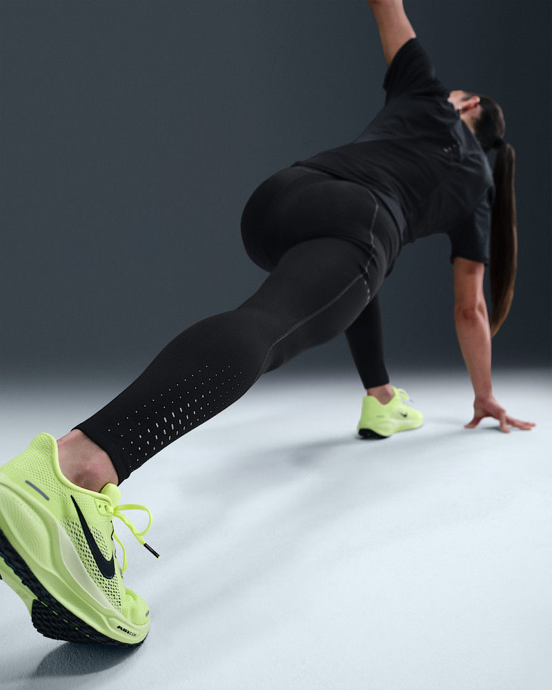 Nike Swift Women's High-Waisted 7/8 Running Leggings with Reflective Accents 5