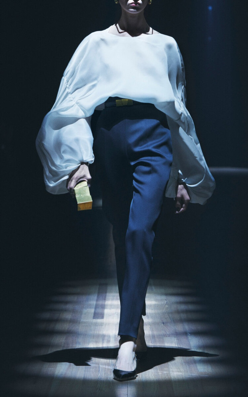 KHAITE Lenn High-Rise Satin Crepe Pants black outlook