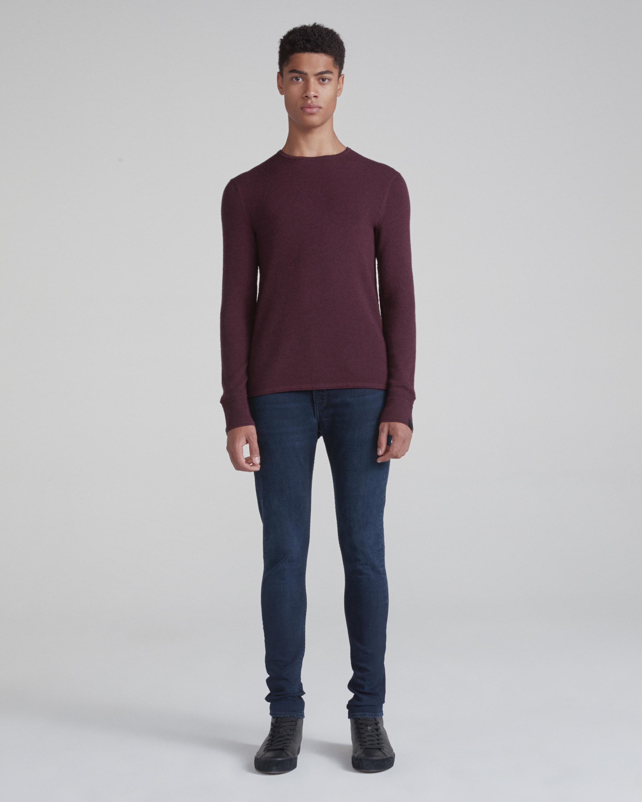 Fit 1 - Bayview
Extra Slim Fit Dark Indigo Authentic Stretch Jean - 7