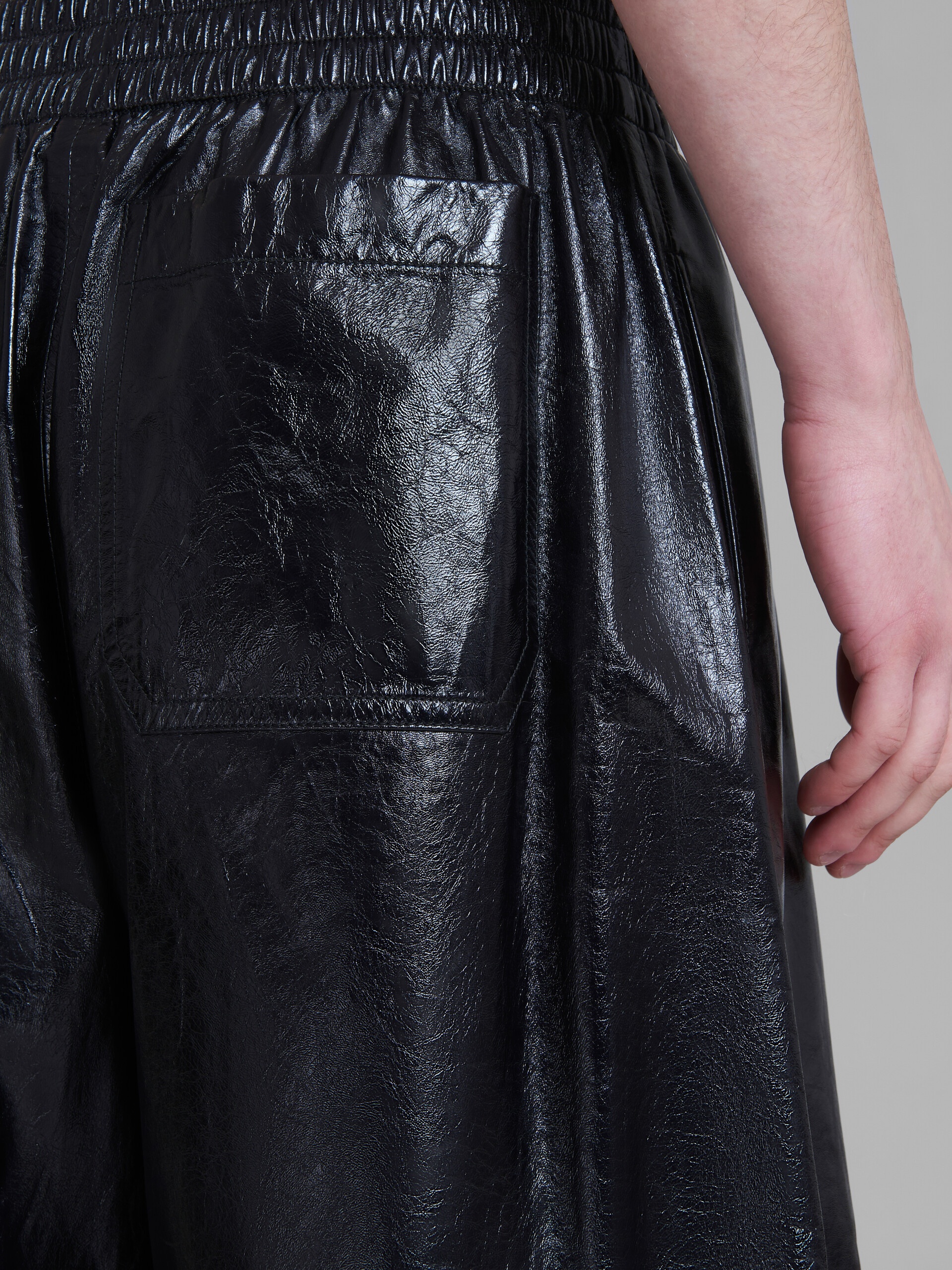 BLACK BERMUDA SHORTS IN ULTRALIGHT NAPLAK LEATHER - 4